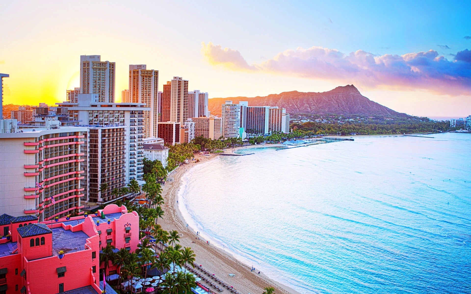 red, no people, architecture, sky, beauty in nature, water, nature, skyscraper, plant, outdoors, scenics - nature, buiding, waikiki , building, city, beach, HD Wallpaper