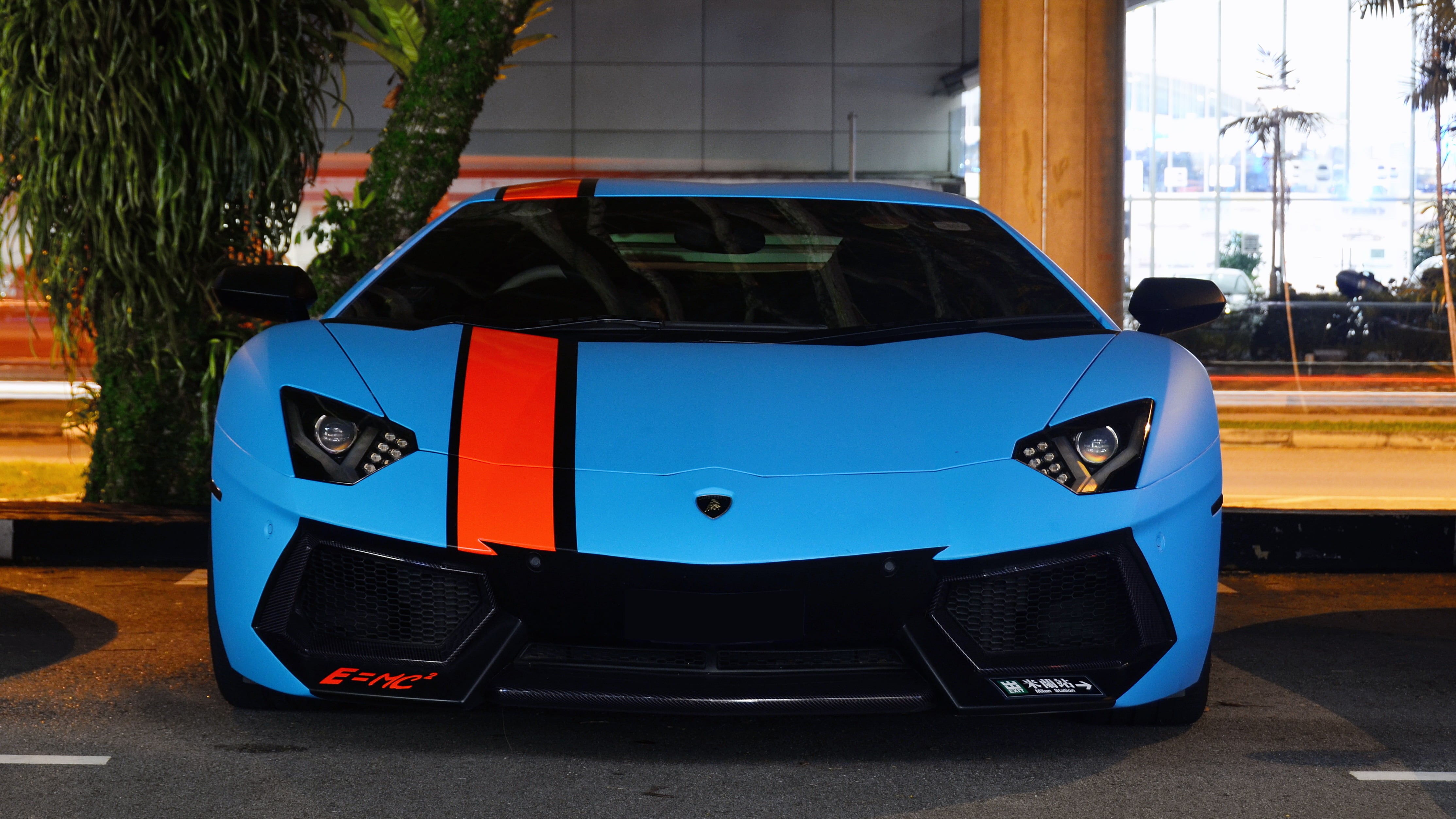 city, wheel, transportation, 4K, built structure, urban Scene, supercar, land Vehicle, editorial, aventador, vintage car, blue, mode of Transport, technology, HD Wallpaper