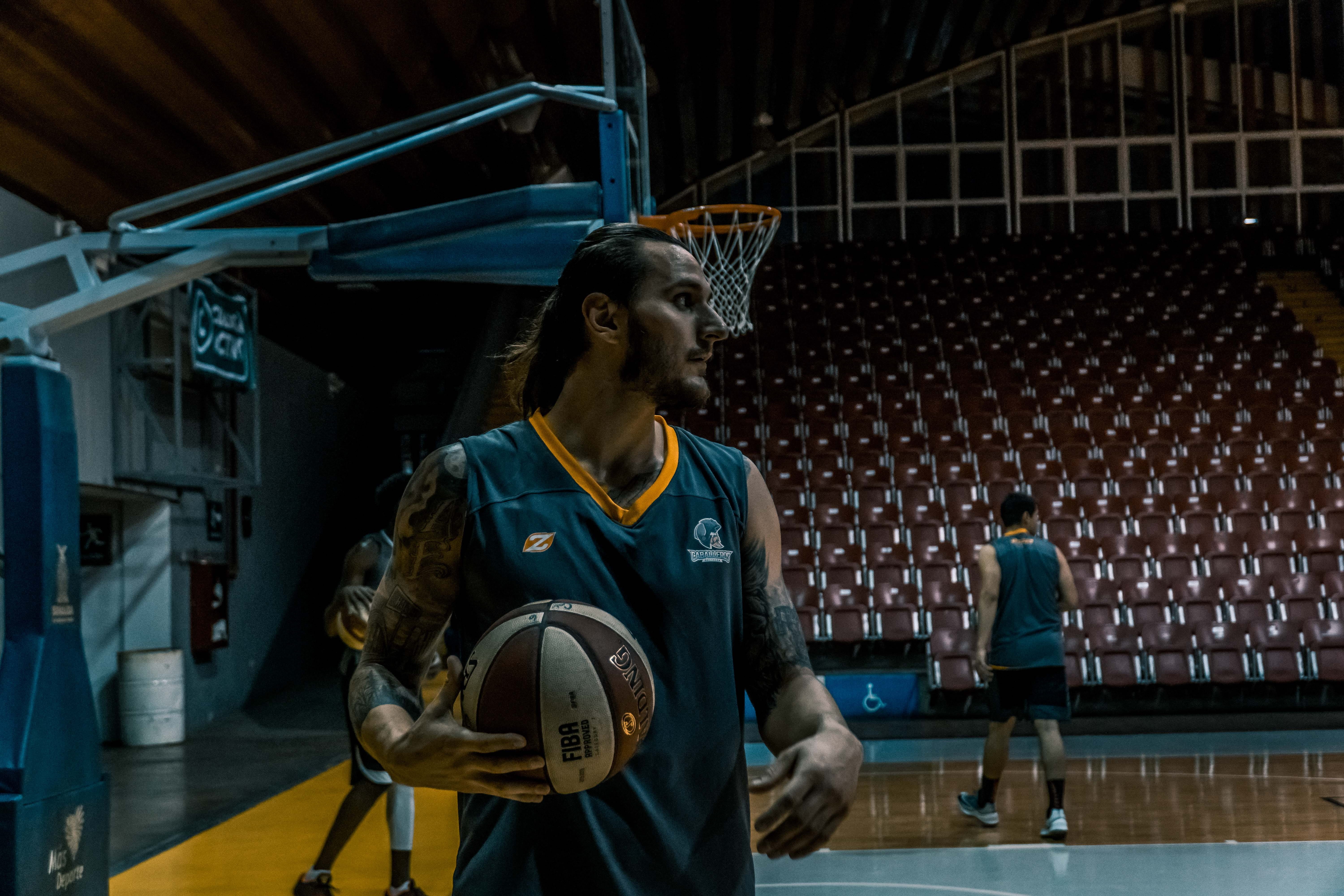 uniform, looking, basketball, basketball player, yellow, front view, leisure activity, Basketball Hoop, top, sport, 5K, lifestyles, incidental people, HD Wallpaper