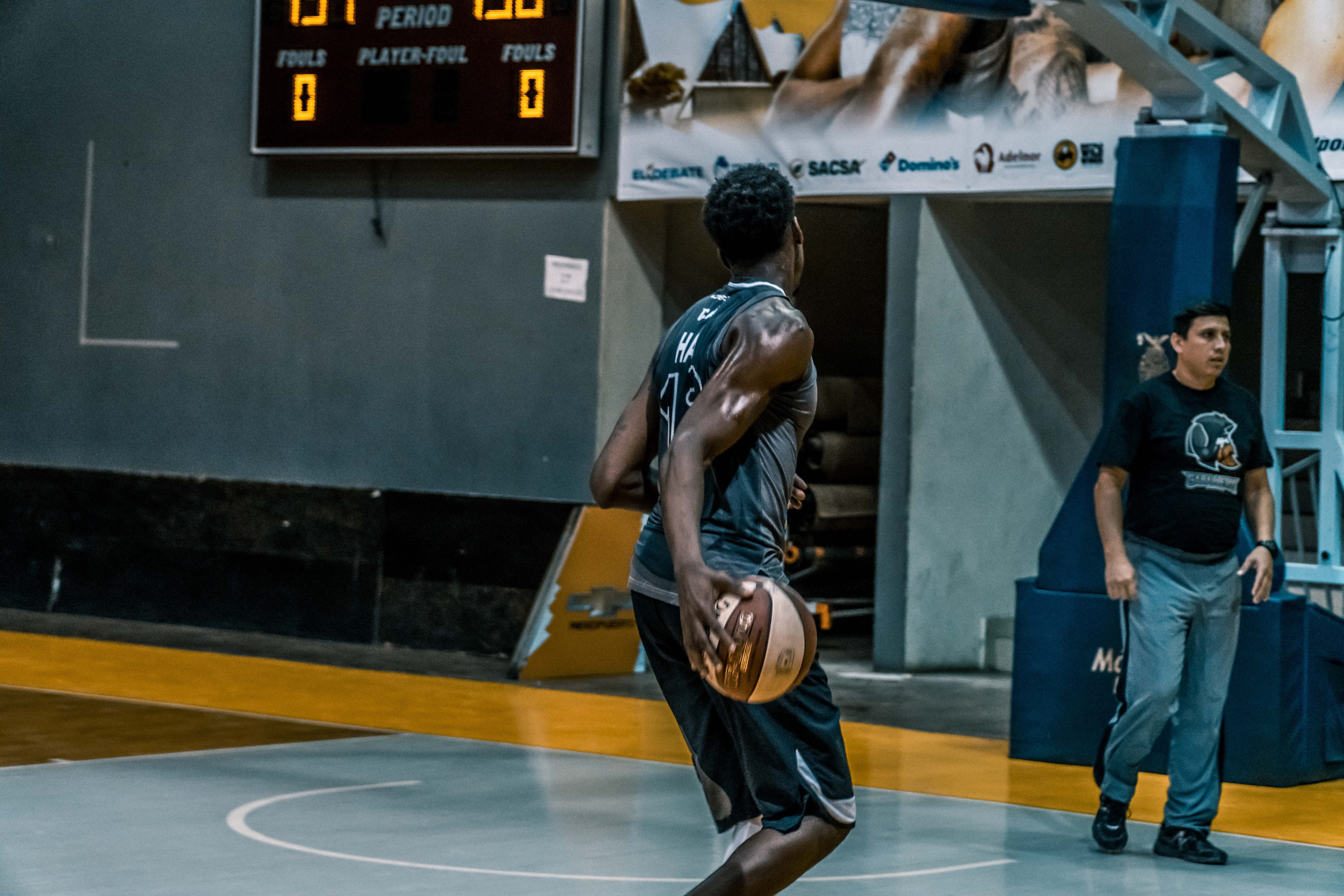 basketball player, sport, rear view, real people, athlete, motion, sportsman, basketball - sport, man, court, player, skill, leisure activity, full length, HD Wallpaper