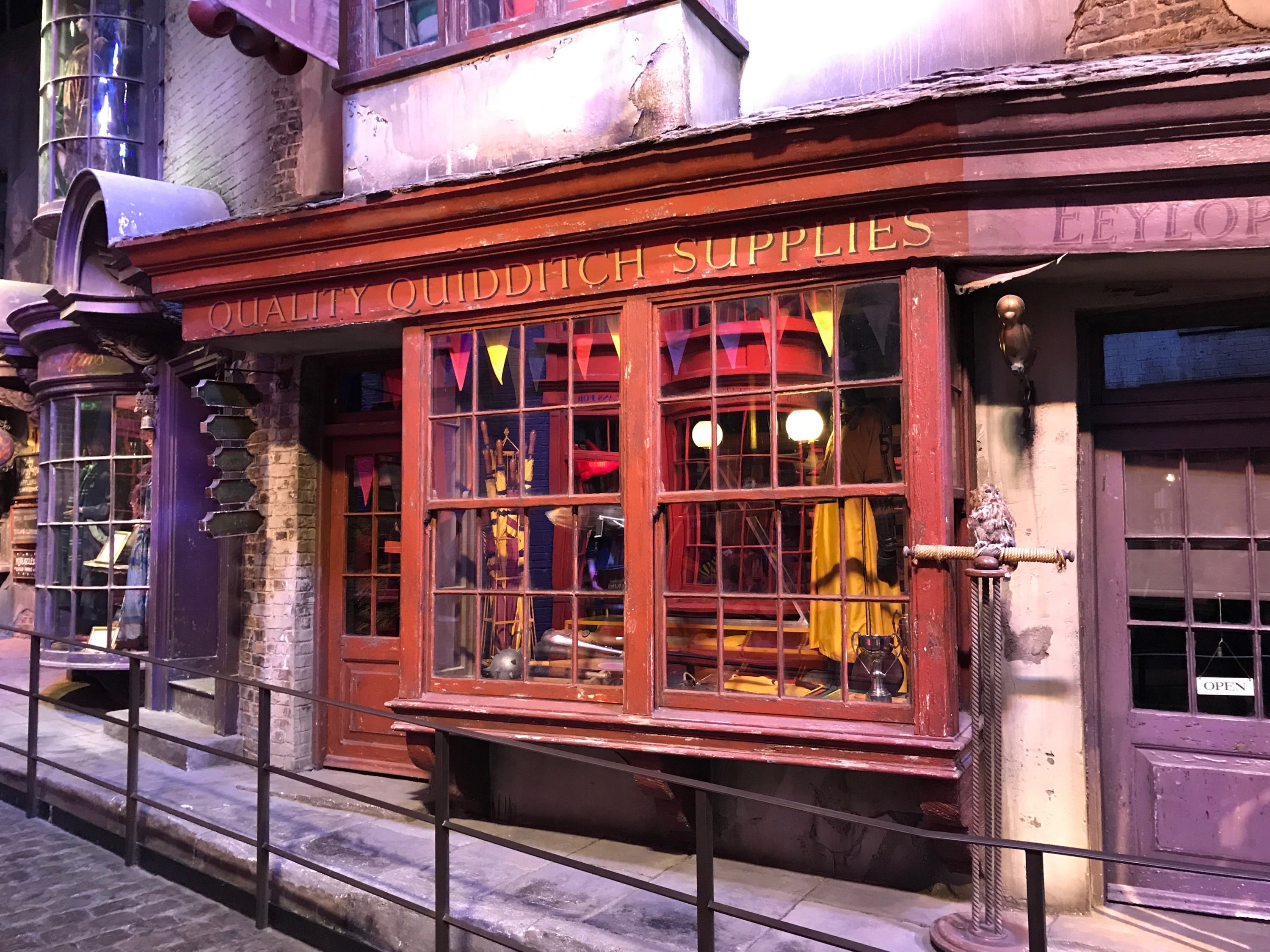 no people, architecture, quiddhch, reflection, transparent, glass - material, harry potter, supplies, building exterior, wood - material, london, day, building, HD Wallpaper