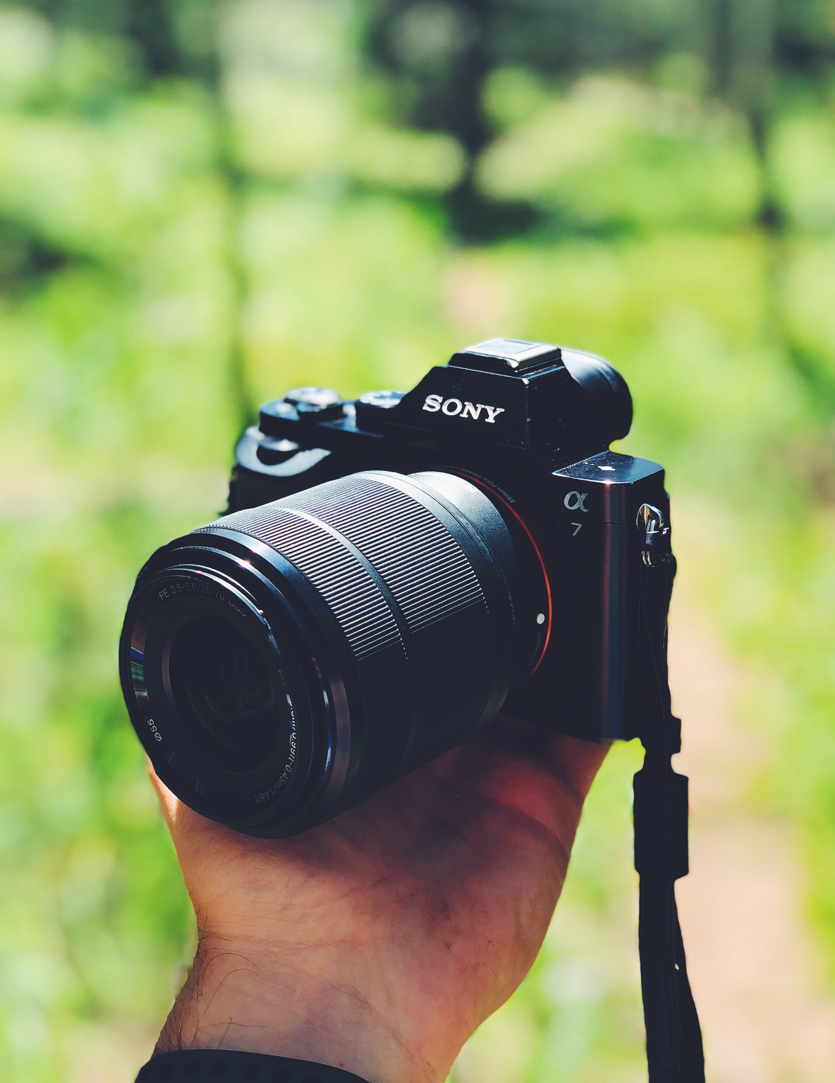 outdoors, leisure activity, camera, spoke, modern, finger, photographic equipment, lens - optical instrument, photo, human hand, person, activity, machine, Phone HD Wallpaper