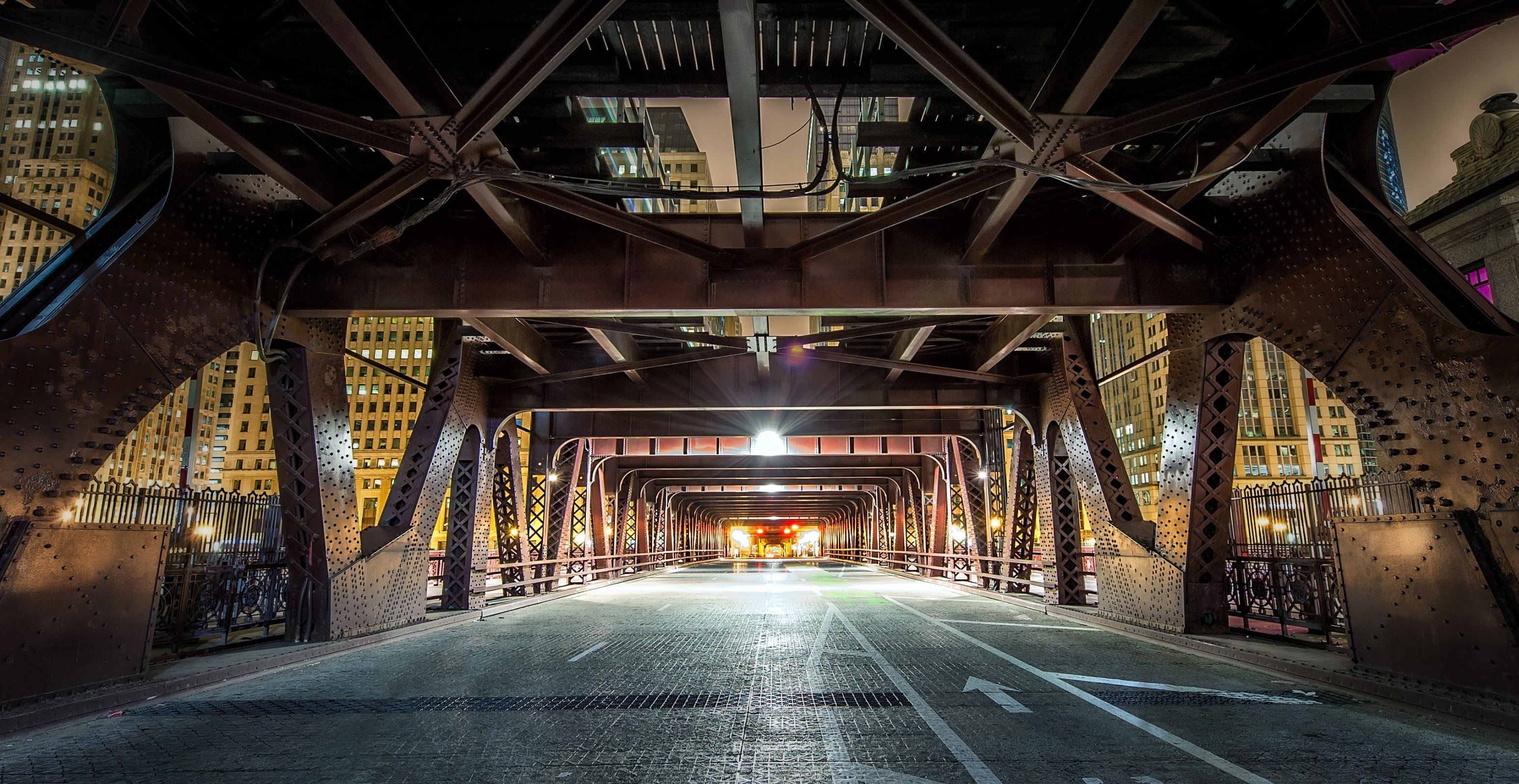 architectural column, indoors, steel, bridge, Chicago, metal, the way forward, street, bridge - man made structure, ceiling, brown, no people, city, architecture, HD Wallpaper