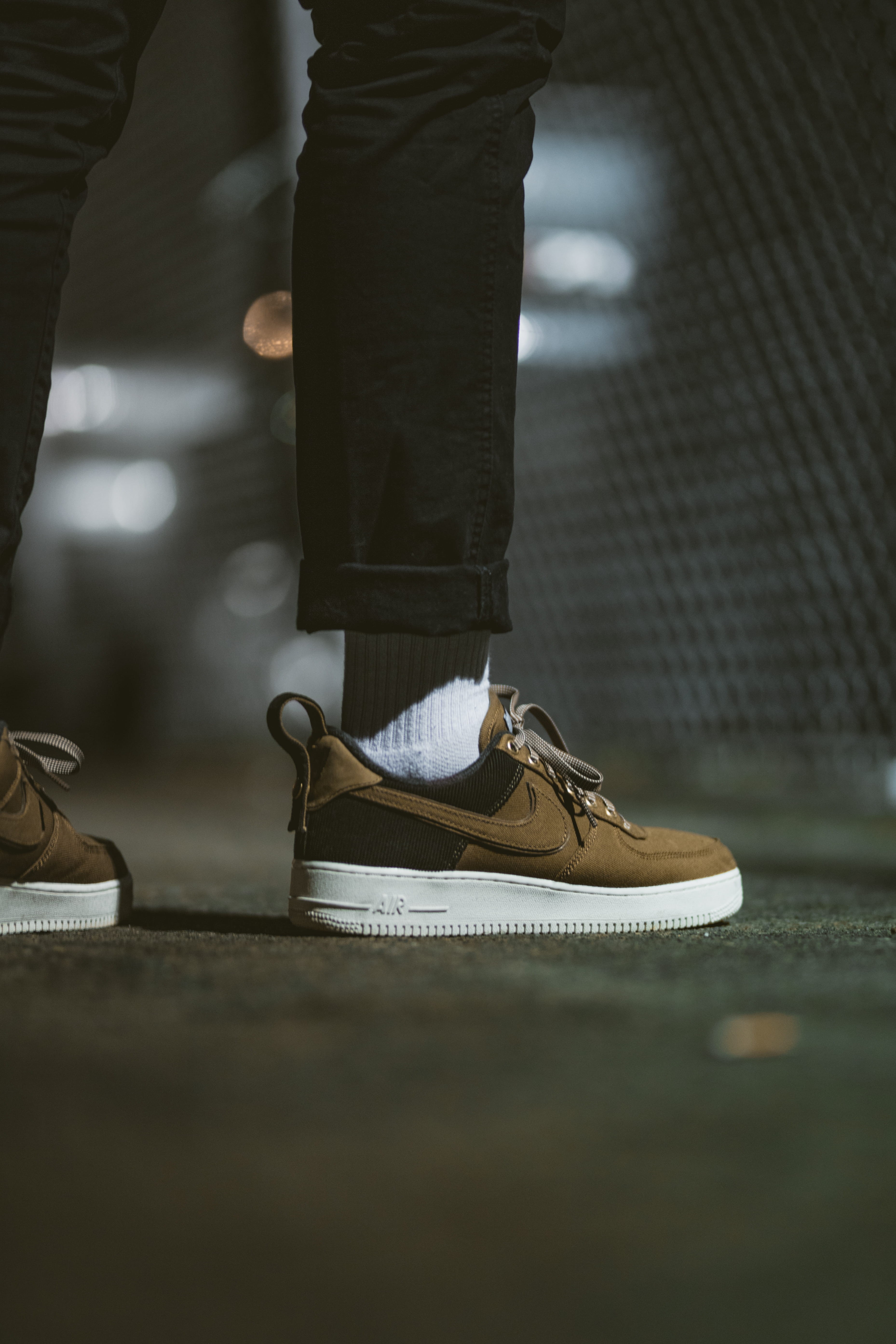 canvas shoe, standing, men, black, low section, scarf, brown, day, human, leisure activity, wearing, selective focus, footwear, 5K, khaki, mannequin, real people, Phone HD Wallpaper