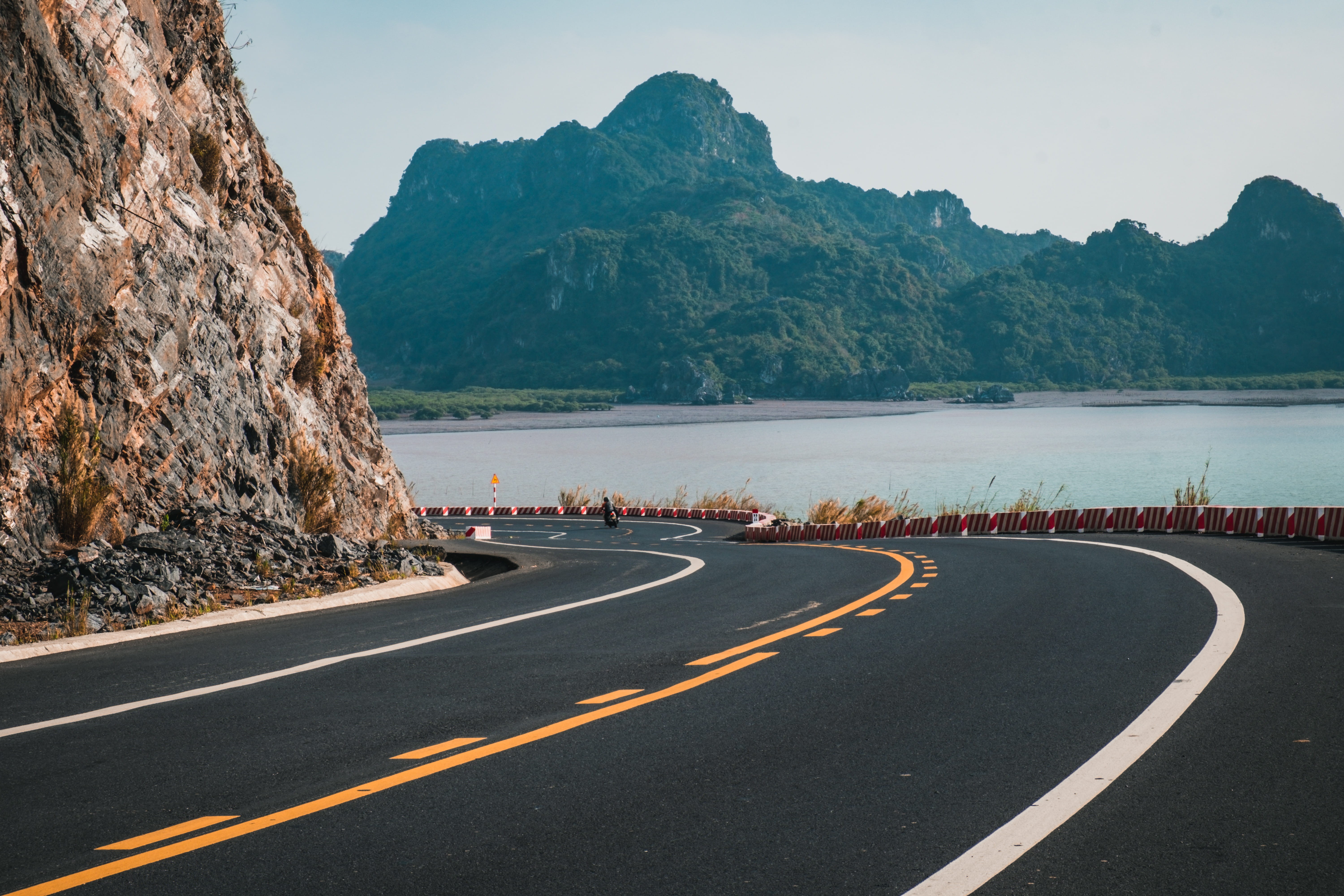 water, highway, promontory, road marking, mountain range, the way forward, outdoors, guard rail, tranquil scene, beauty in nature, formation, tunnel, day, HD Wallpaper