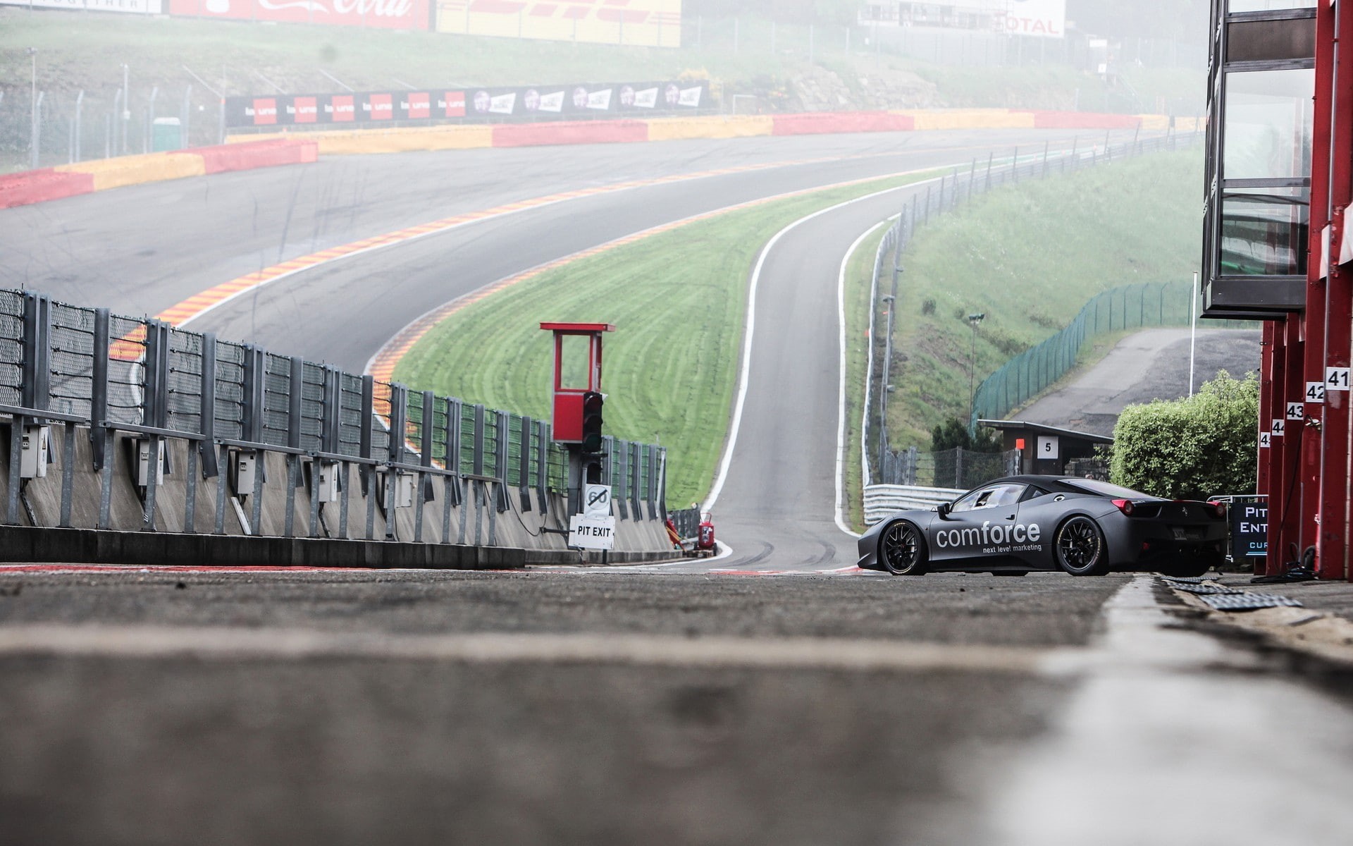 road, on the move, transportation, spa, outdoors, sign, car, motor racing track, speed, nature, motion, Spa-Francorchamps, semi-truck, Ferrari 458 Speciale, HD Wallpaper
