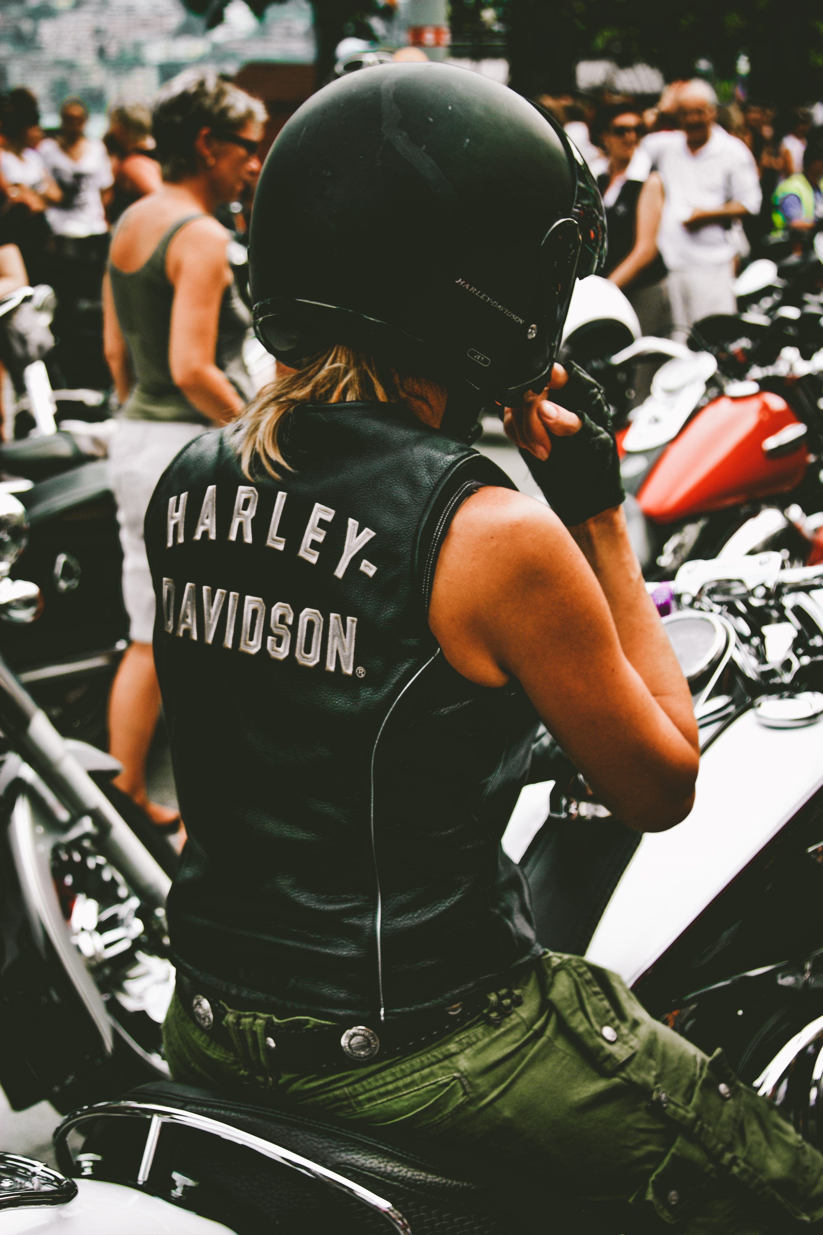 people, men, clothing, person, blur, three quarter length, ride, security, festival, biker, cap, chopper, incidental people, expensive, occupation, protection, Phone HD Wallpaper