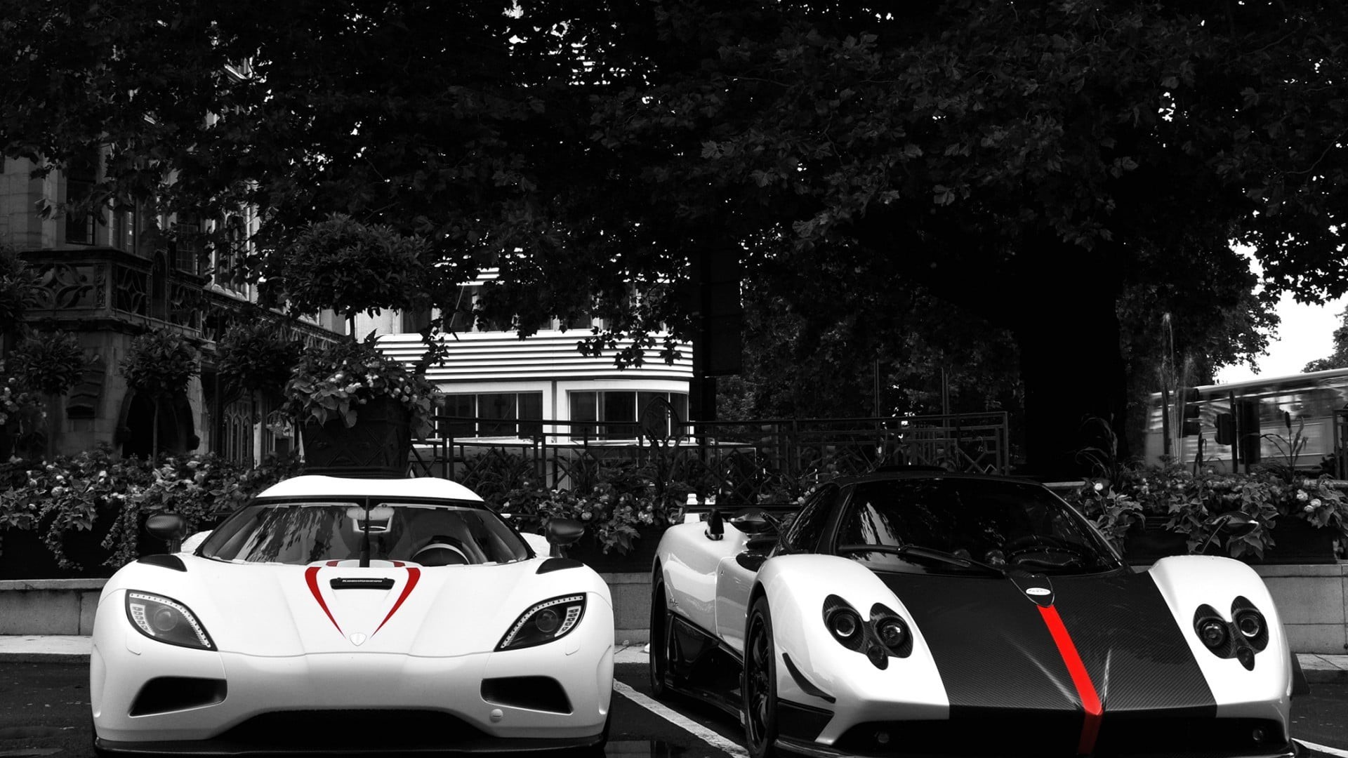 no people, car, outdoors, tree, mode of transportation, building exterior, black, road, city, built structure, transportation, in a row, day, Pagani Zonda Cinque, HD Wallpaper