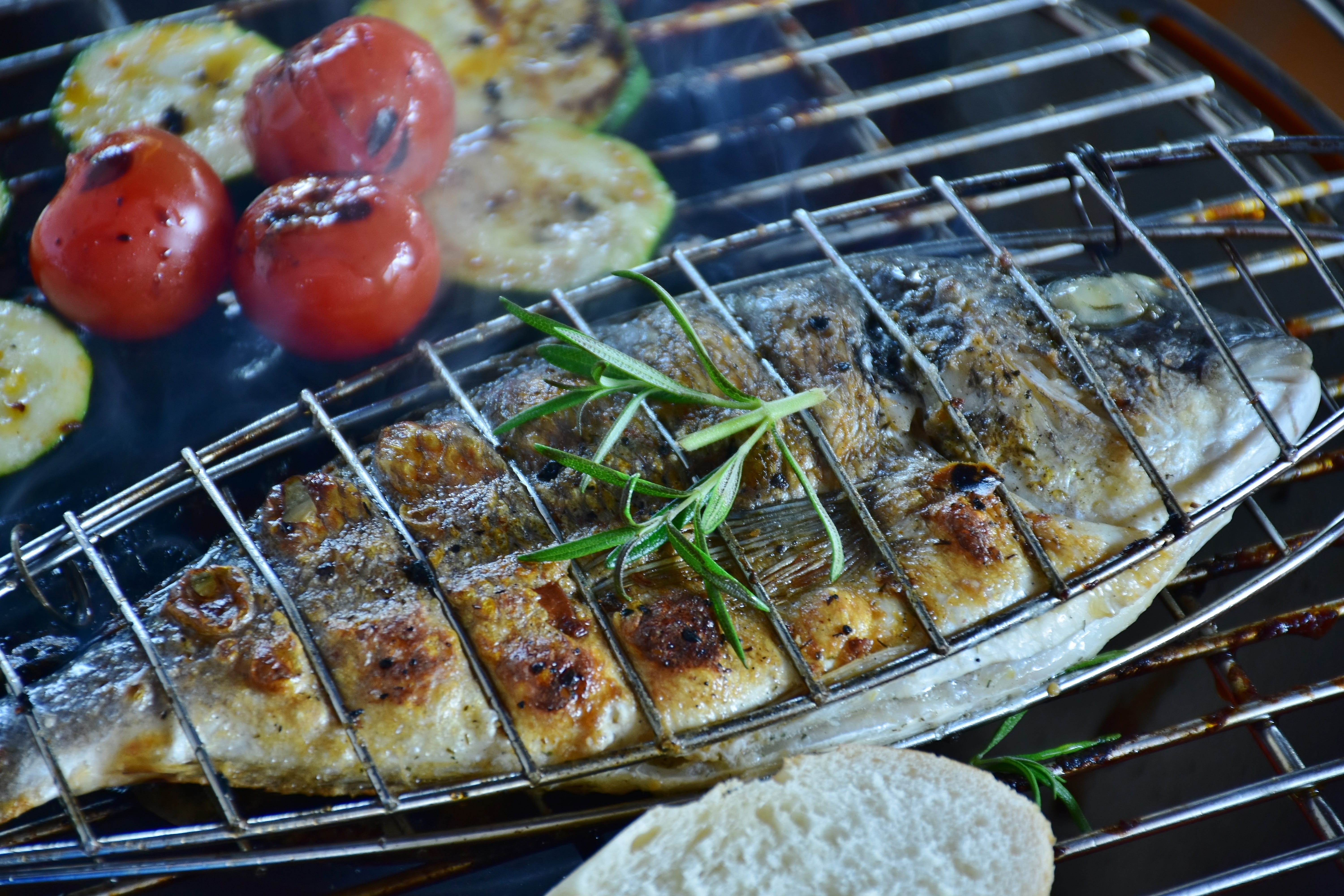 eat, healthy, grilled, still life, grid, temptation, fish, frisch, on top, no people, high angle view, hearty, indoors, delicious, healthy eating, food and drink, HD Wallpaper