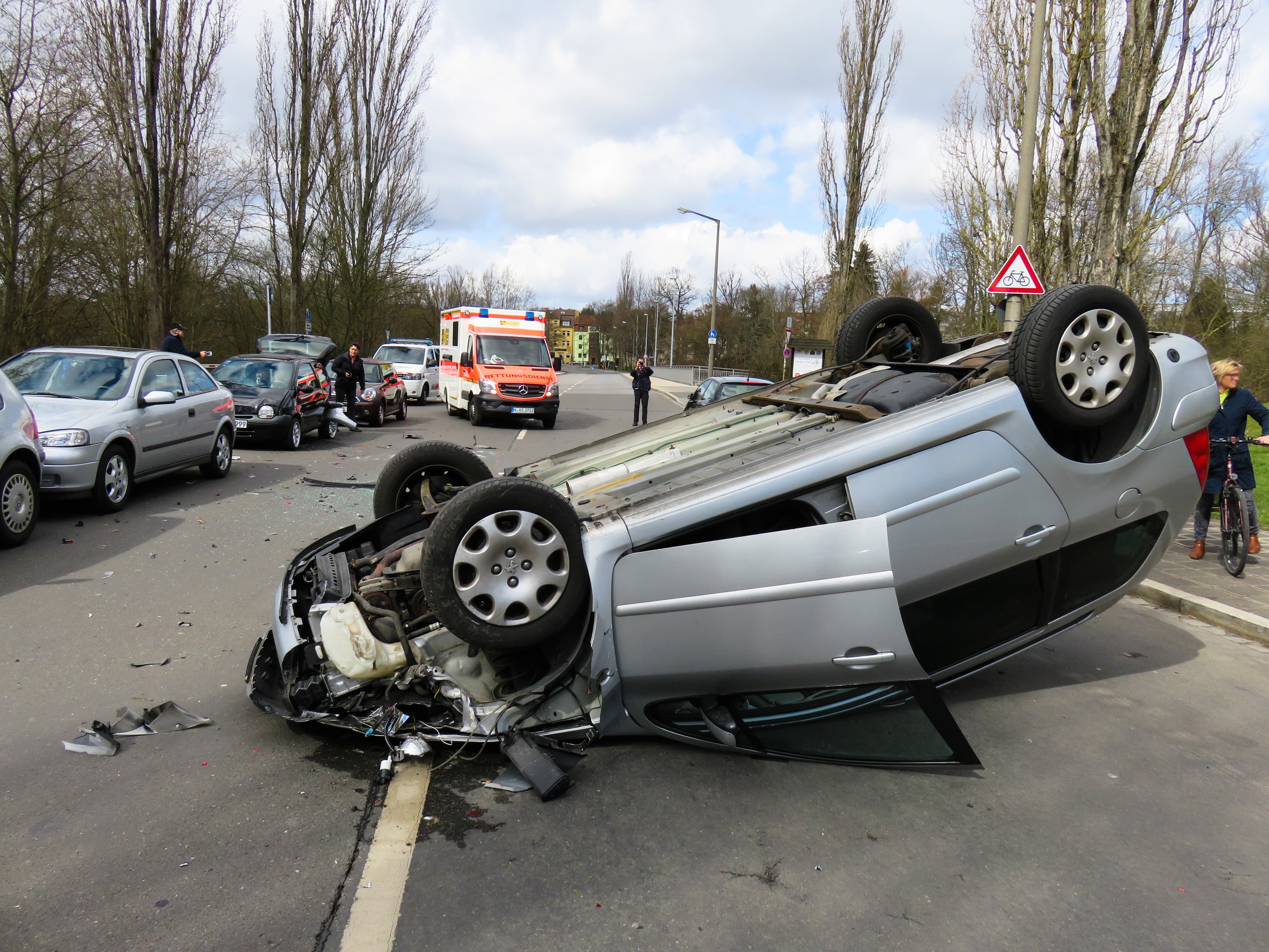 police, traffic accident, city, mode of transportation, accident, motor vehicle, stationary, outdoors, transportation, vehicle accident, day, totaled, bare tree, HD Wallpaper