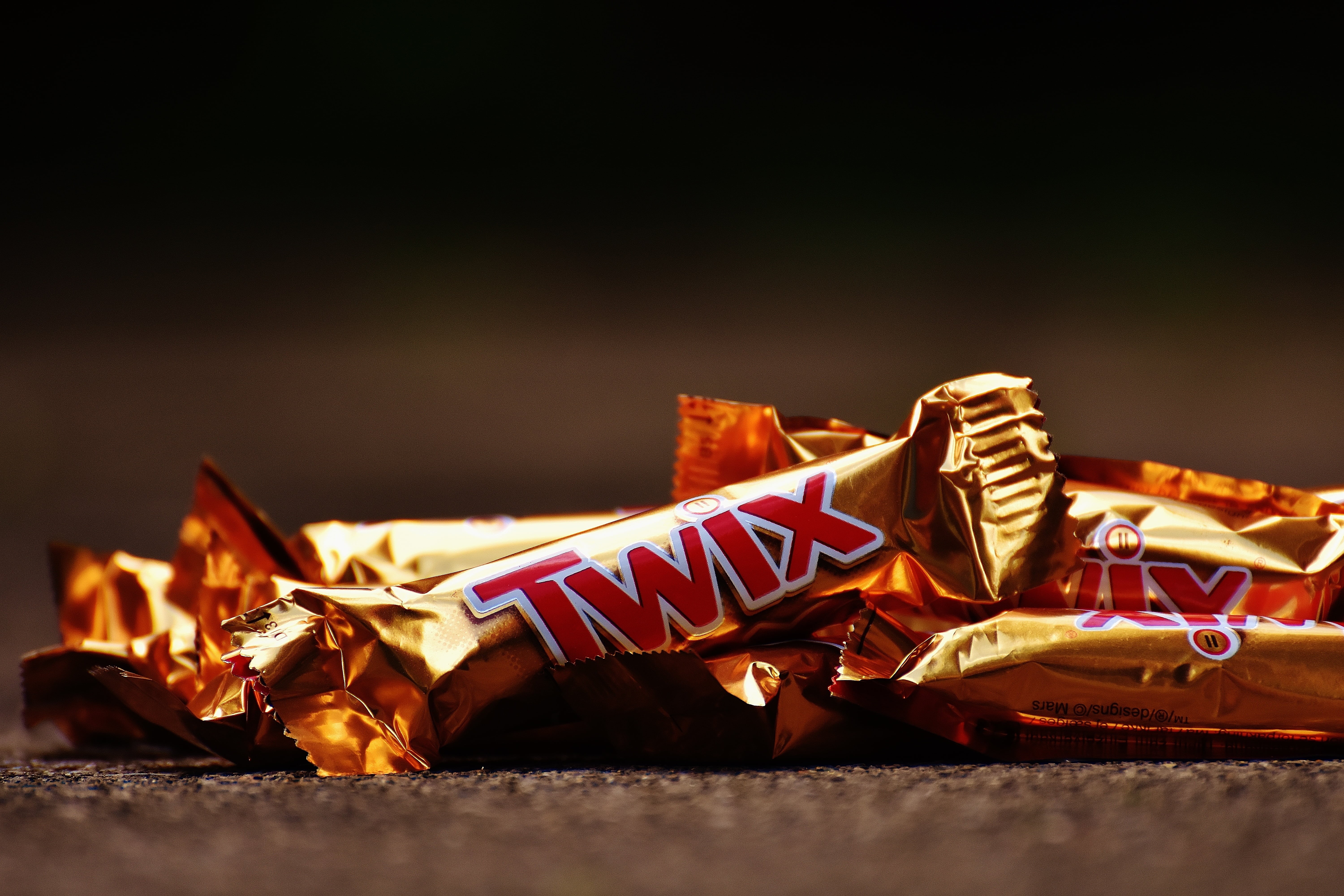 twix, night, sweet, paper, indoors, delicious, fire, 5K, wood - material, lying down, wrapped, burning, no people, sweetness, copy space, gift, colored background, HD Wallpaper
