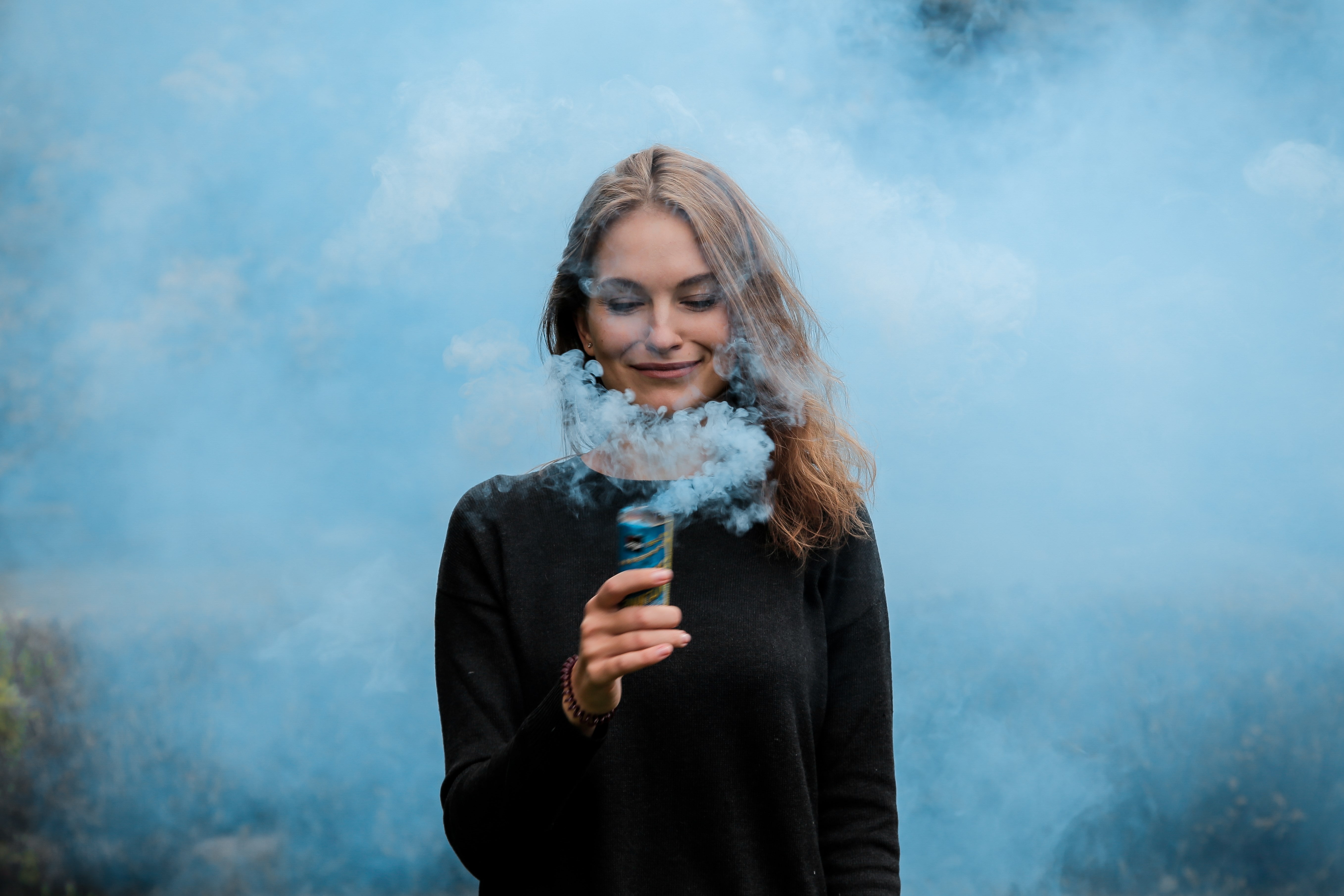 standing, smoking issues, front view, hairstyle, one person, communication, bad habit, sign, young adult, holding, risk, lifestyles, 5K, activity, warm clothing, HD Wallpaper