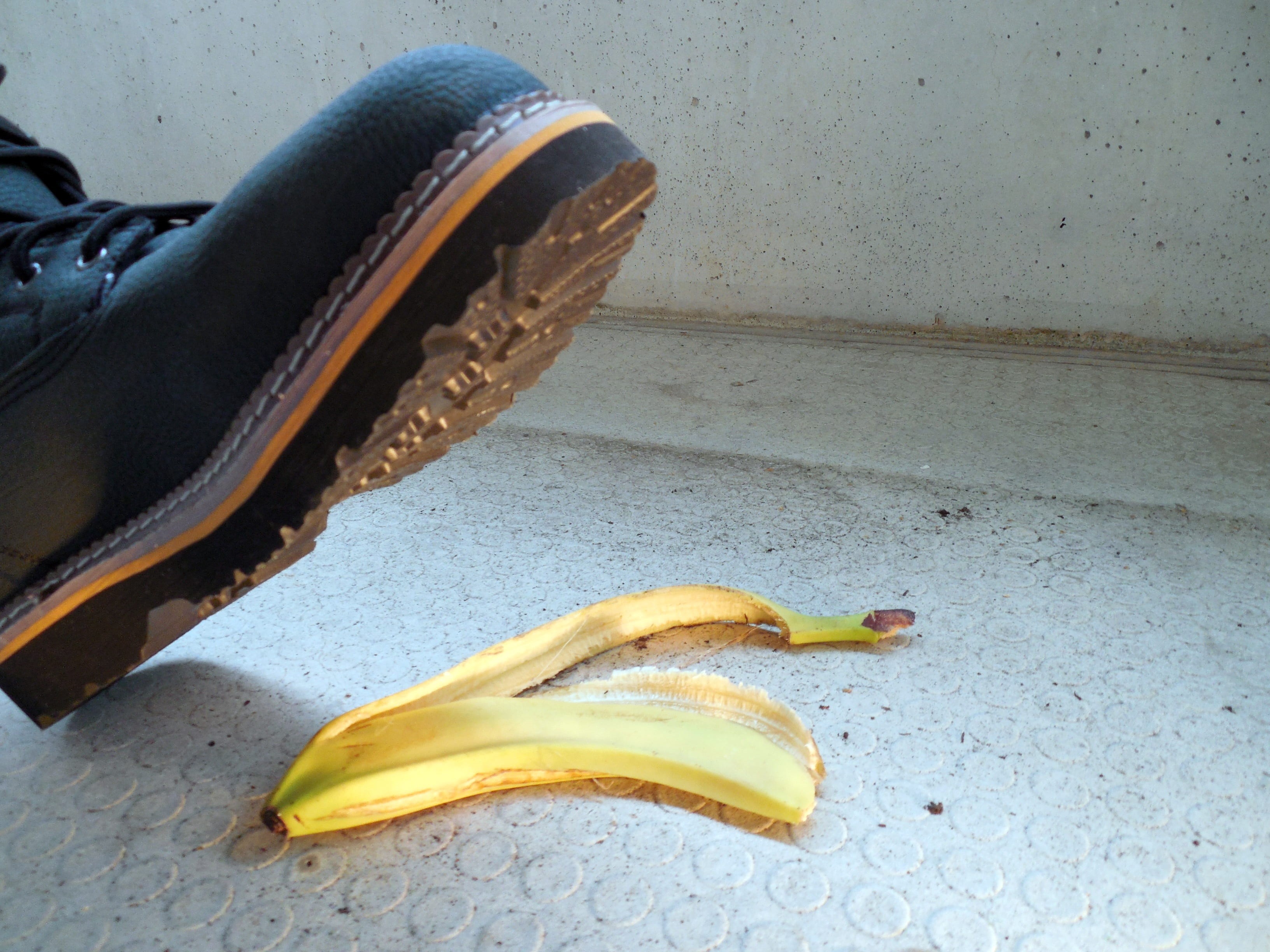 yellow, injury, footpath, slip, wounding, peel, risk of slipping, sign, banana peel, indoors, communication, accidents at work, careless, wellbeing, food and drink, HD Wallpaper