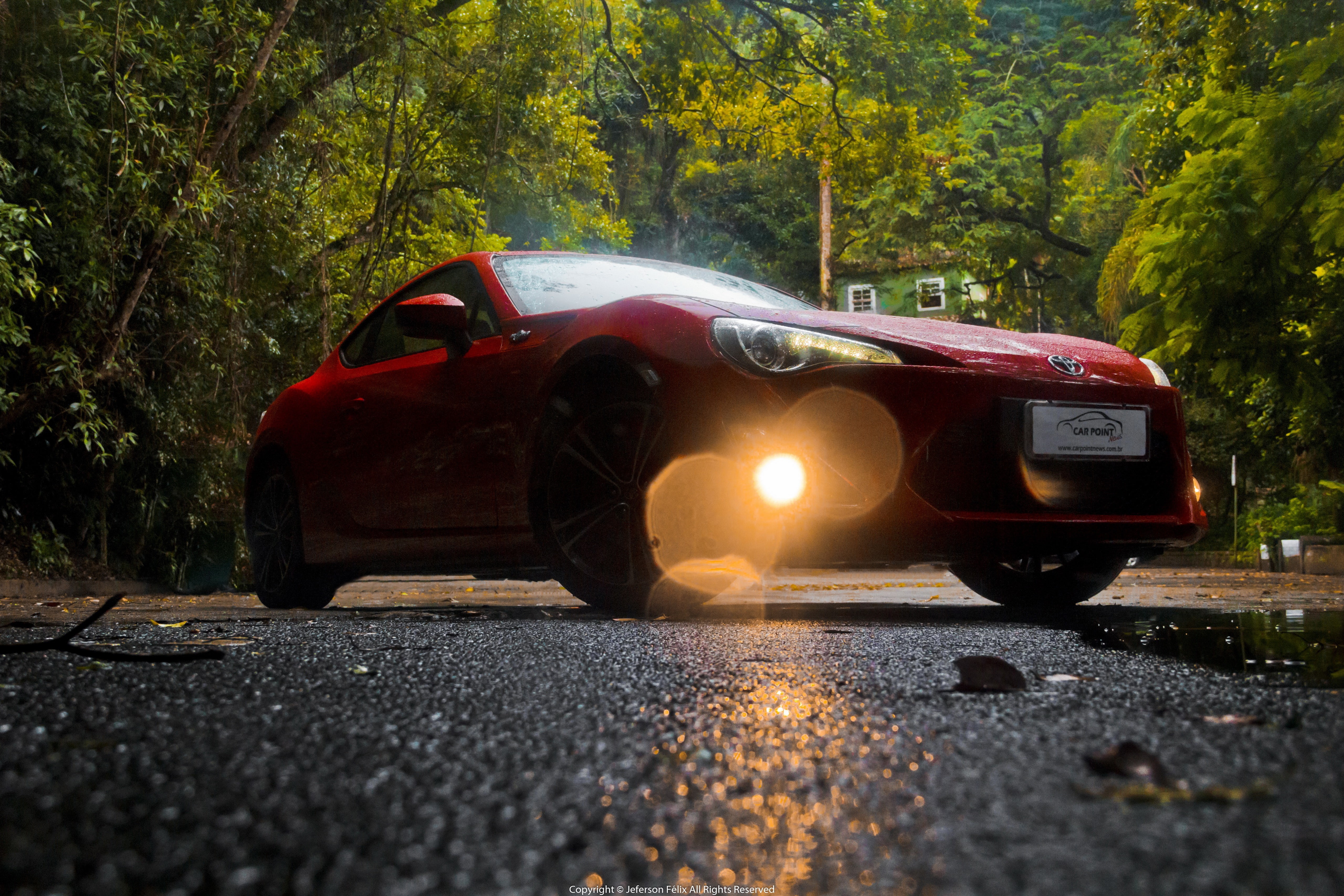 headlight, road, damaged, GT-86, motor vehicle, city, mode of transportation, land vehicle, street, sunlight, Toyota, stationary, transportation, abandoned, HD Wallpaper