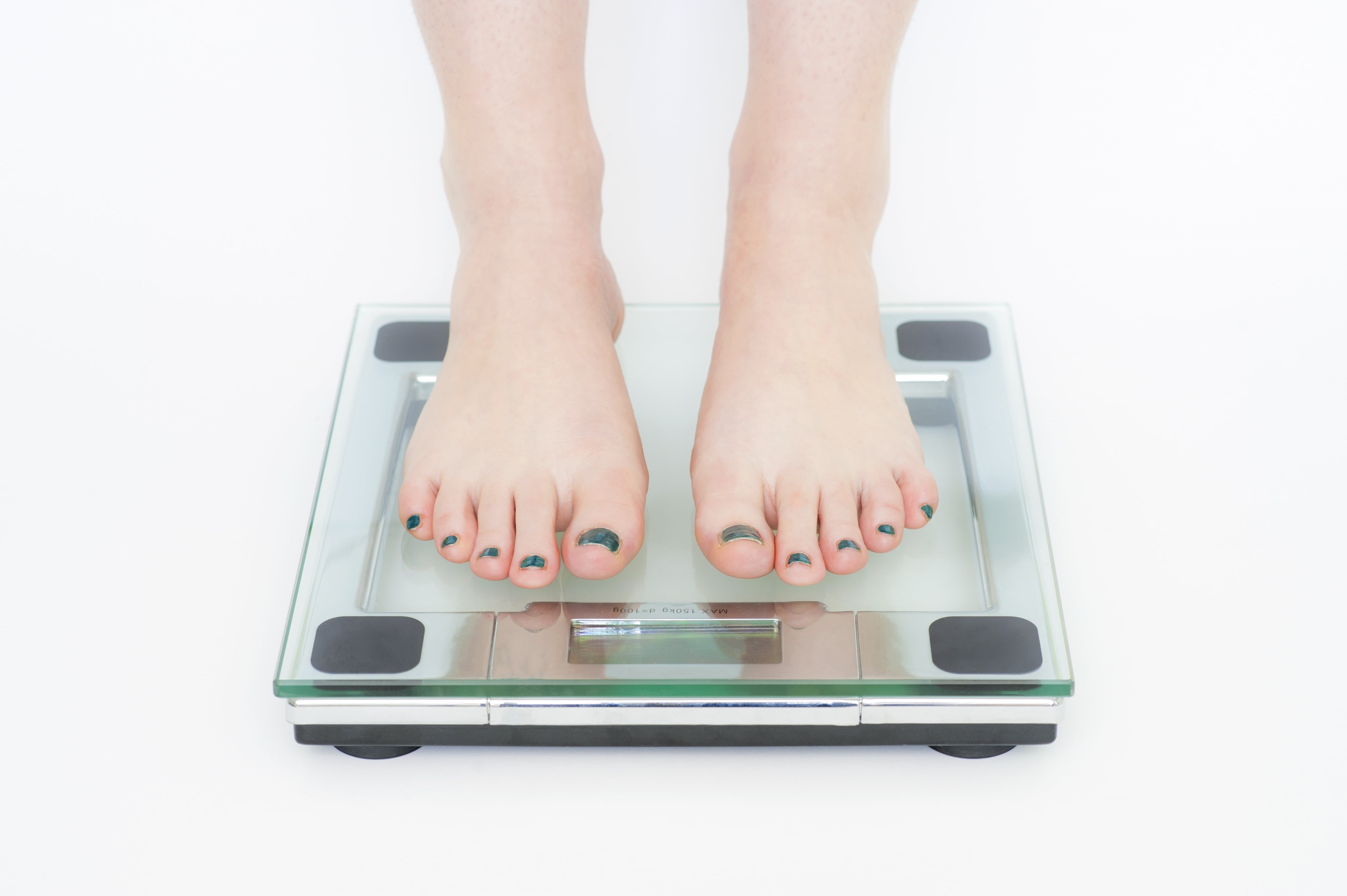 bathroom Scale, muscular, active, body part, diet, girl, scale, loss, cut out, body conscious, front view, human toe, top, nail polish, human leg, kilogram, HD Wallpaper