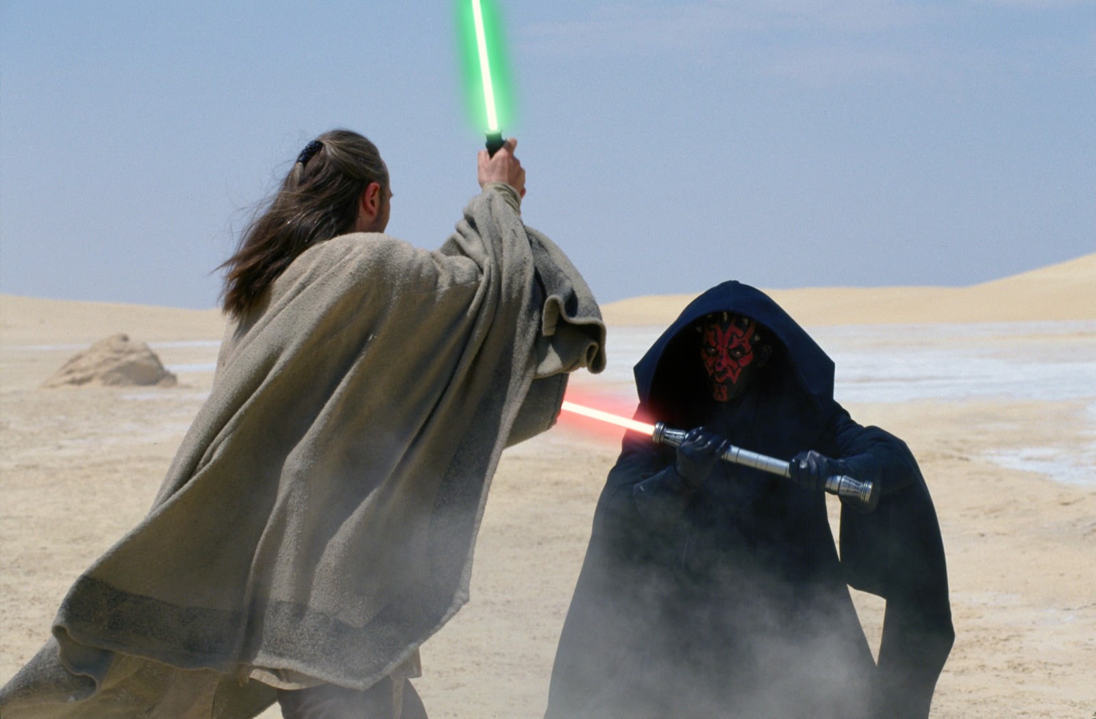 Qui-gon Jinn, Star Wars Episode I: The Phantom Menace, Desert, Lightsaber, Star Wars, Sand, 720P, Glove, Jedi, Hood, Green Lightsaber, Sith (Star Wars), HD Wallpaper