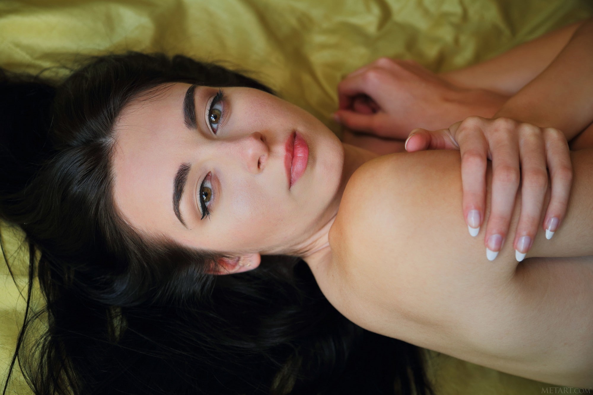 Caucasian, wavy hair, brown eyes, face, green eyes, model, dark hair, MetArt Magazine, lipstick, women, Benita, brunette, eyebrows, looking at viewer, lying on side, HD Wallpaper