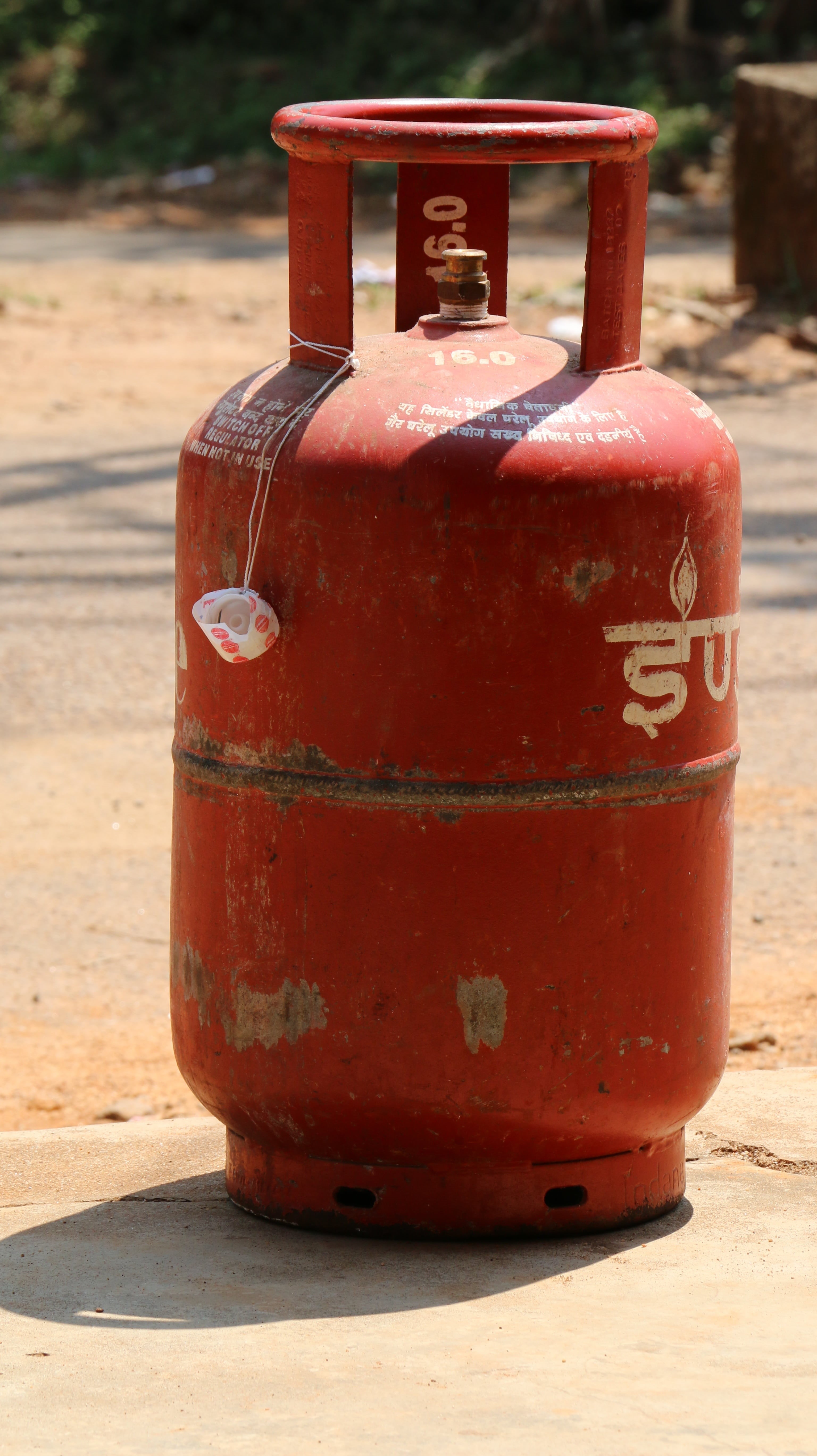 day, metal, still life, no people, red, table, gas cylinder, text, western script, number, close-up, lid, wood - material, focus on foreground, old, 5K, Phone HD Wallpaper