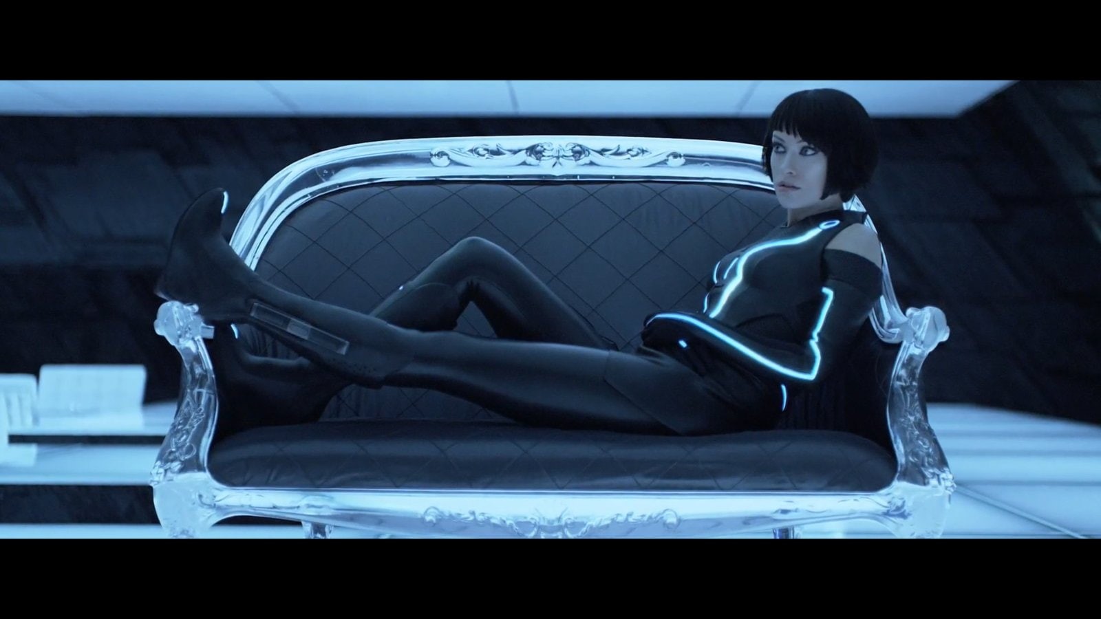 boots, olivia, tron, 720P, women, shiny, couch, quorra, wilde, legacy, HD Wallpaper