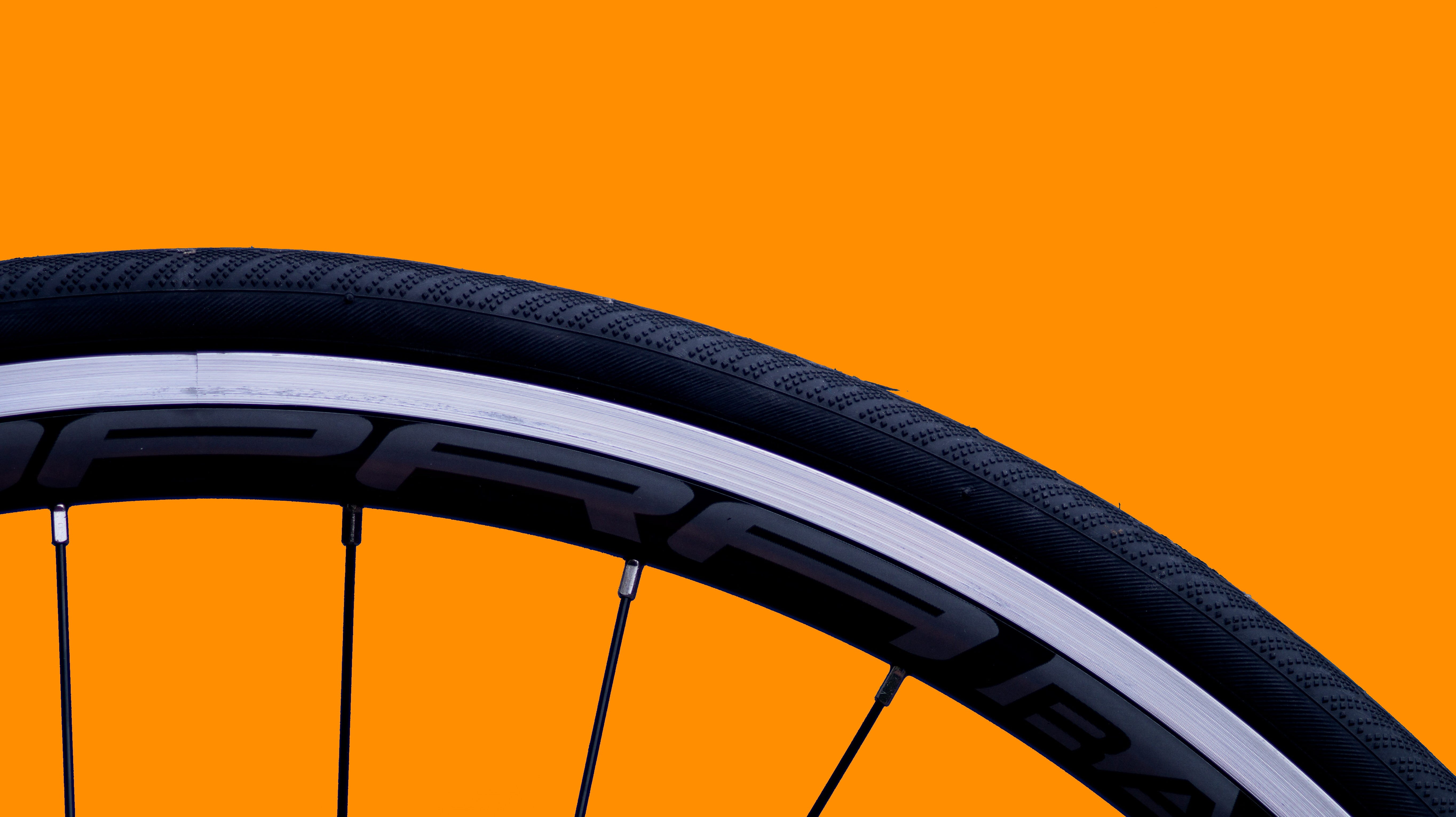 cyclists, alloy, race, spoke, outdoors, 5K, no people, competition, sunset, professional road bicycle racer, mountain bike, close-up, copy space, luxury, HD Wallpaper