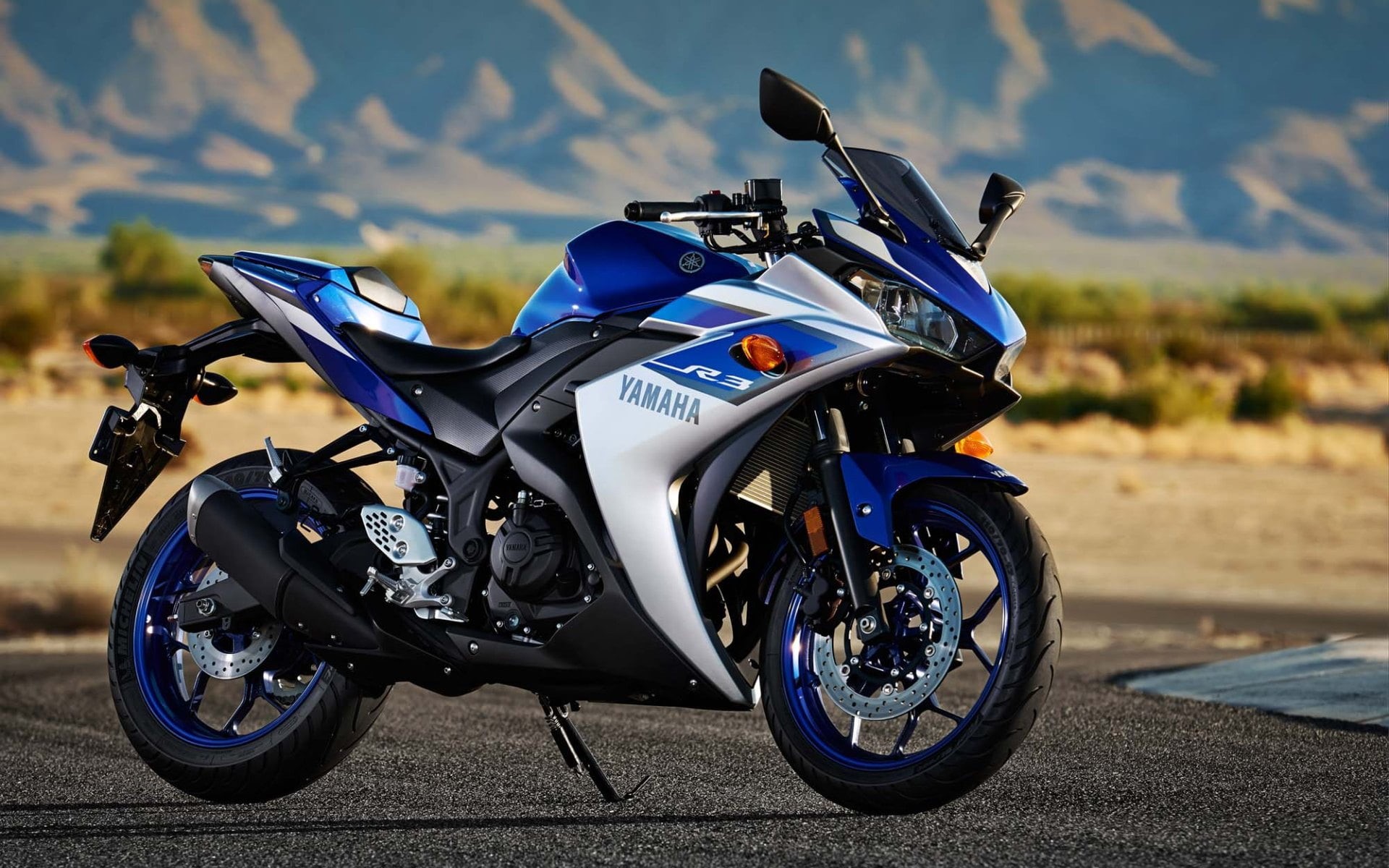 2015, r, speed, motorsport, day, sign, motorcycle, city, riding, sports race, blue, bike, street, 1080P, Motorcycles, Yamaha, no people, stationary, yzf, HD Wallpaper