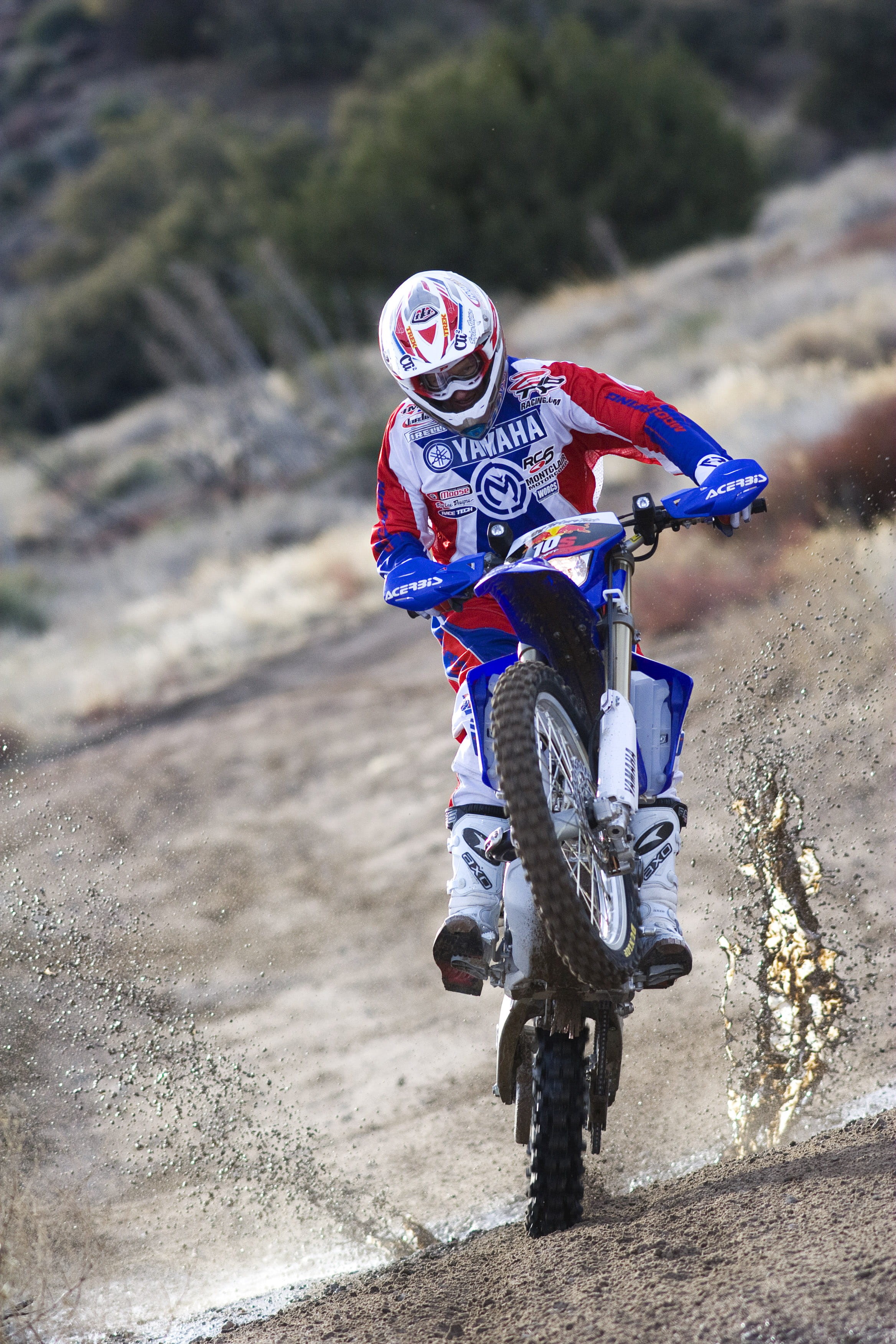 cycling, sports Race, offroad, 2K, adventure, motorcycle, road, lifestyles, real people, crash helmet, men, biker, wheelie, day, dirtbike, championship, Phone HD Wallpaper