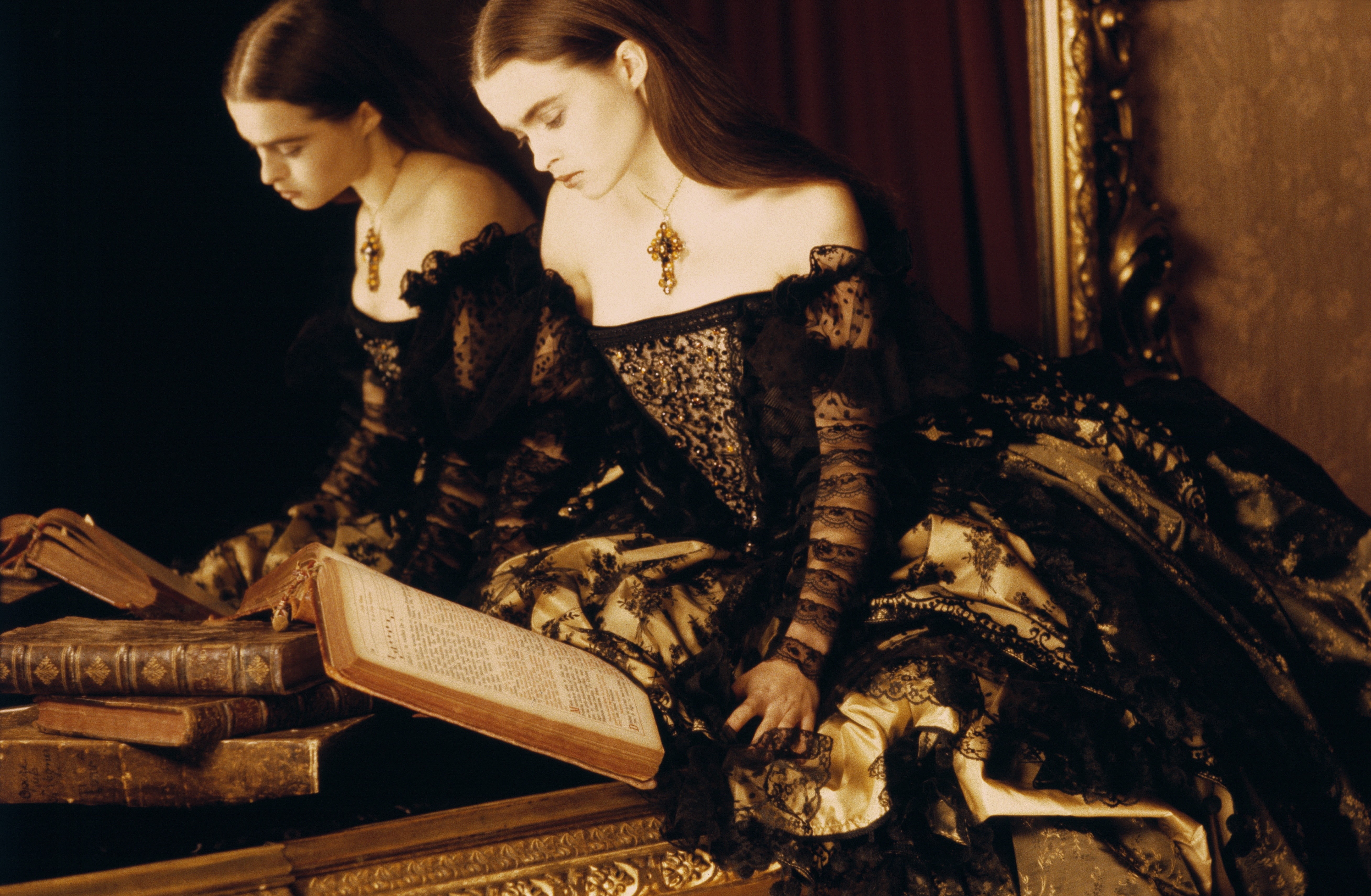 monochrome, actress, women, books, 5K, Helena Bonham Carter, HD Wallpaper