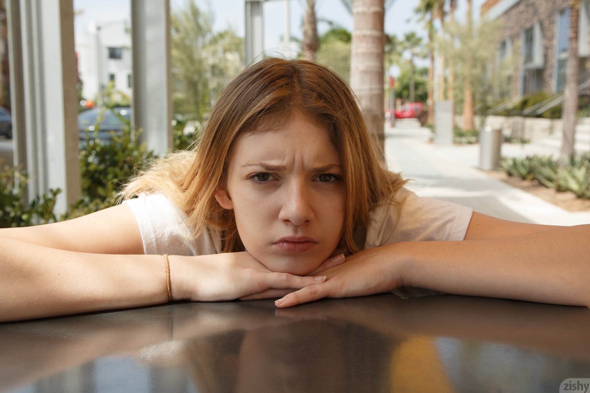 looking at camera, relaxation, 1080P, hairstyle, women, young adult, young women, teenager, contemplation, leisure activity, Lena Anderson, Sloan Kendricks, HD Wallpaper
