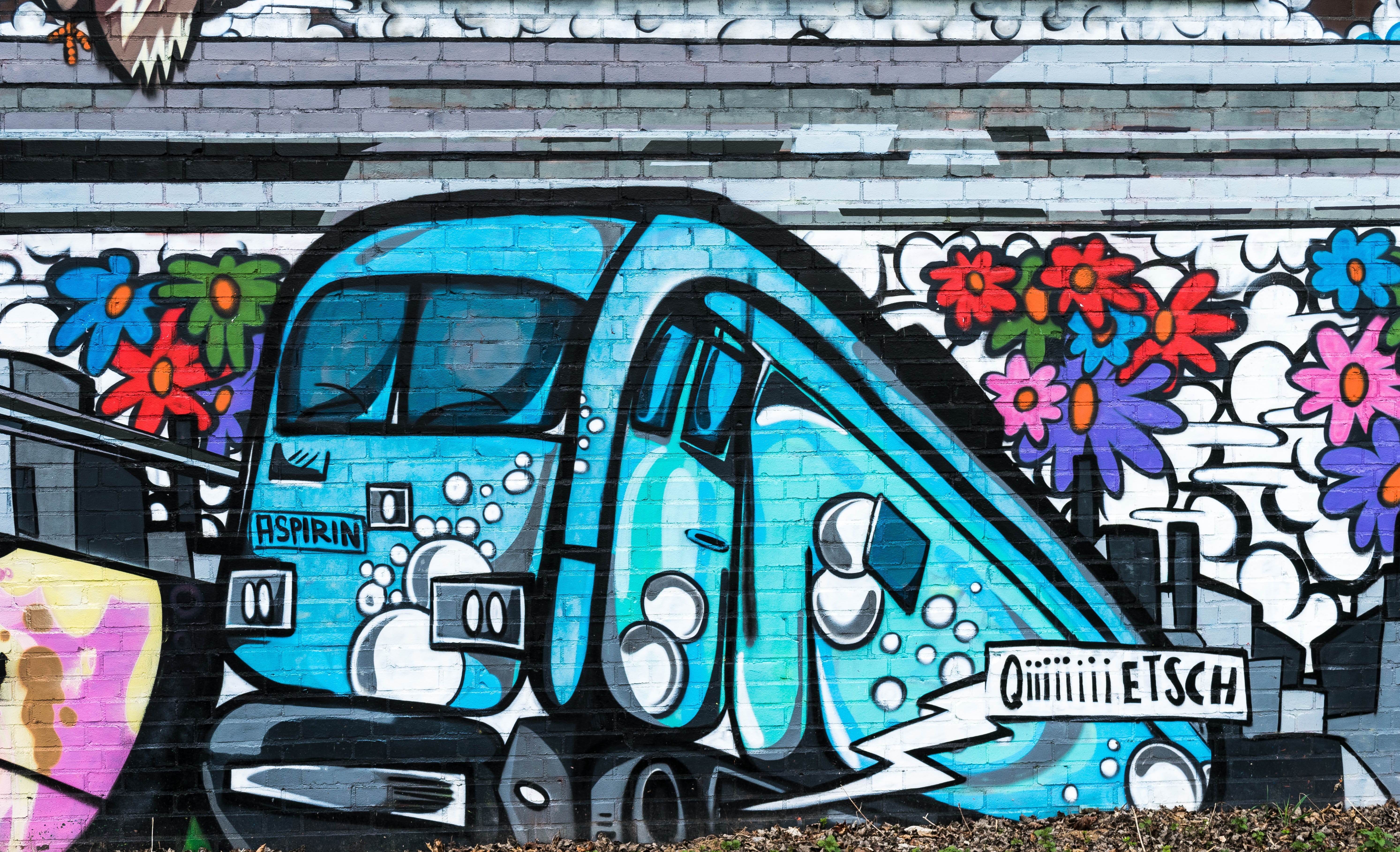 street art, color, 5K, aspirin, green, art, train, no people, text, fantasy, western script, day, mural, human representation, creativity, building exterior, HD Wallpaper