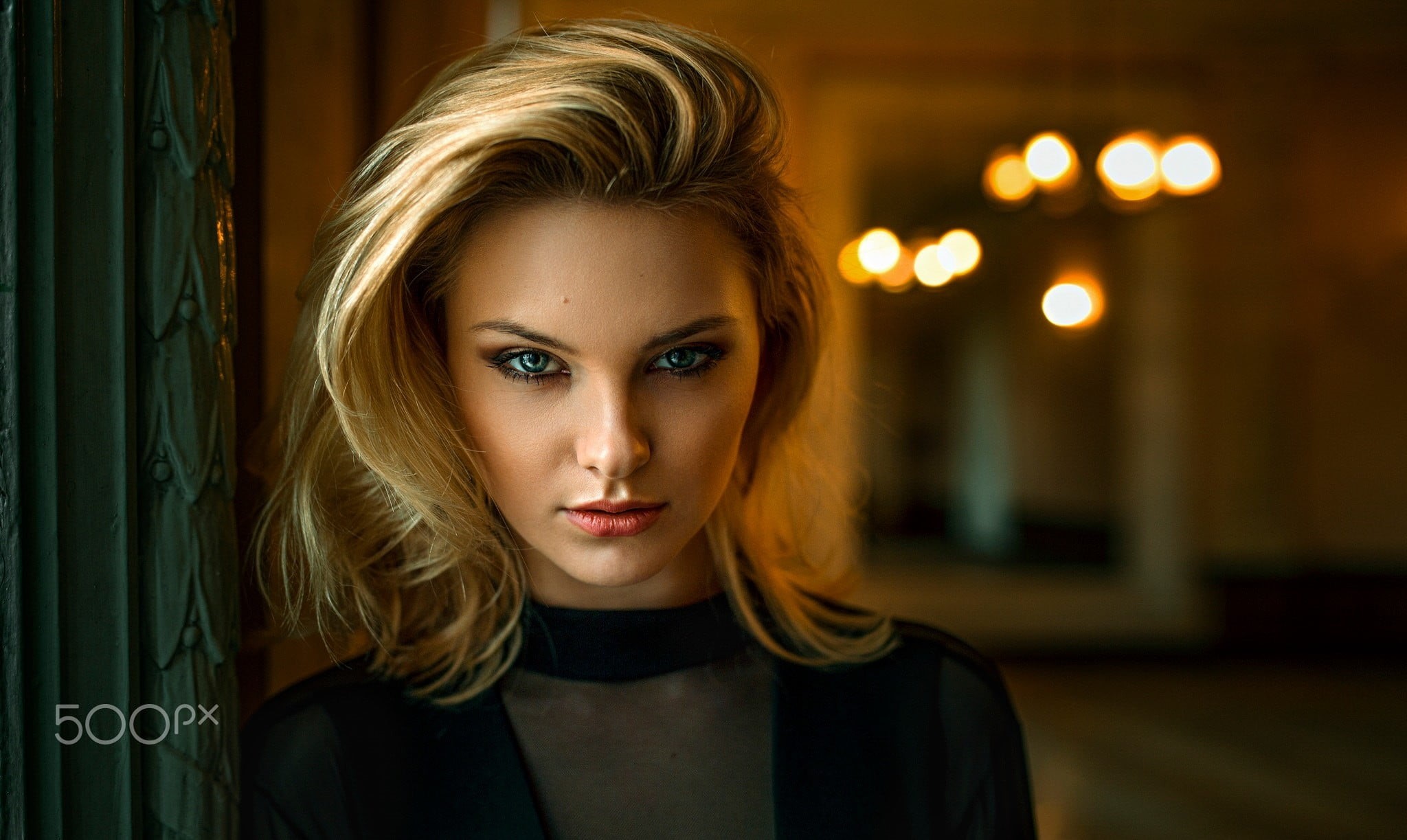 wavy hair, beauty, beautiful woman, modern, portrait, looking at camera, dark, fashion, hair, Carla Sonre, one person, 1080P, human face, looking at viewer, HD Wallpaper