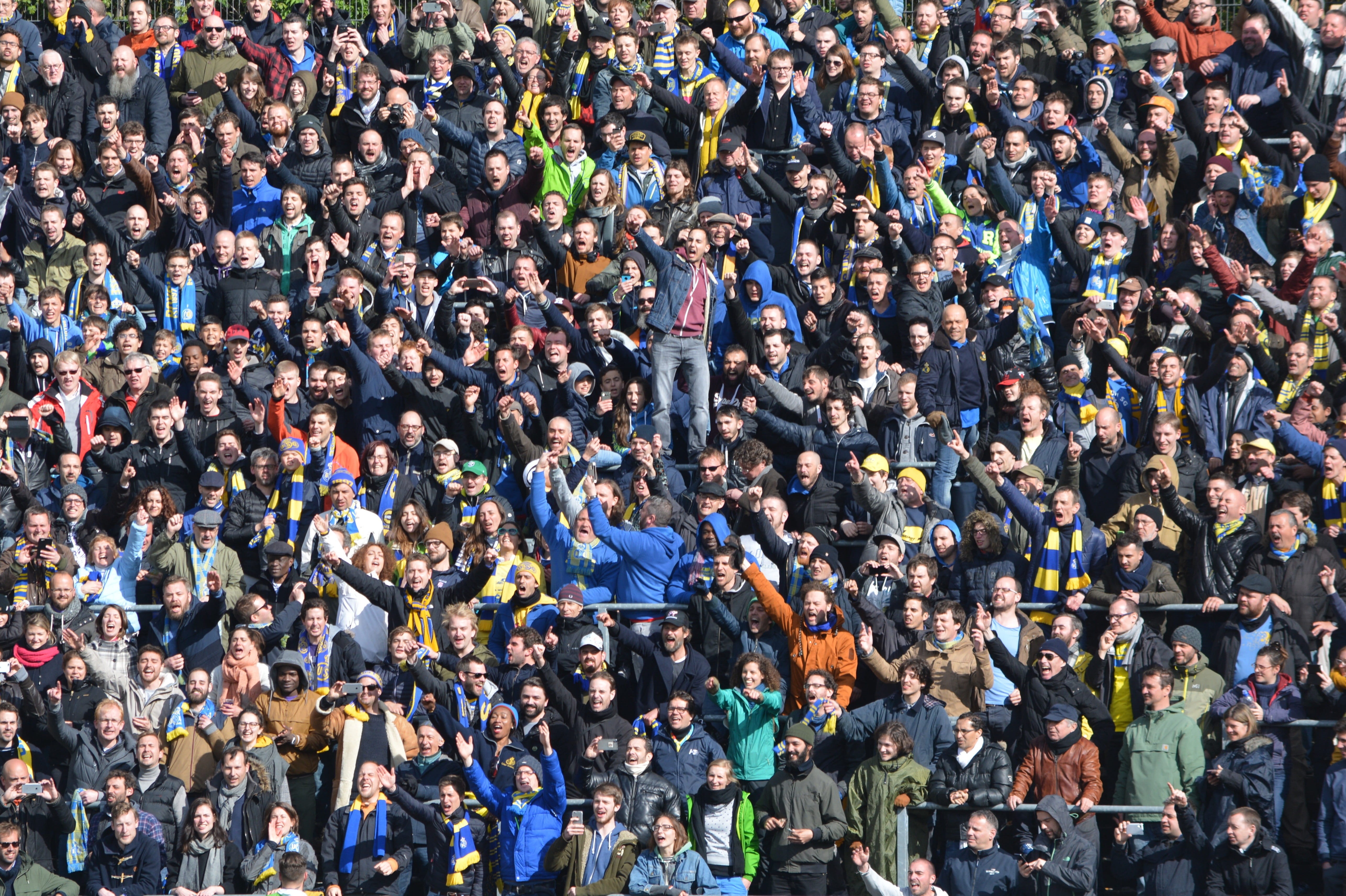 people, backgrounds, positive emotion, spectator, event, real people, large group of people, stadium, crowd, leisure activity, enjoyment, excitement, mass, HD Wallpaper