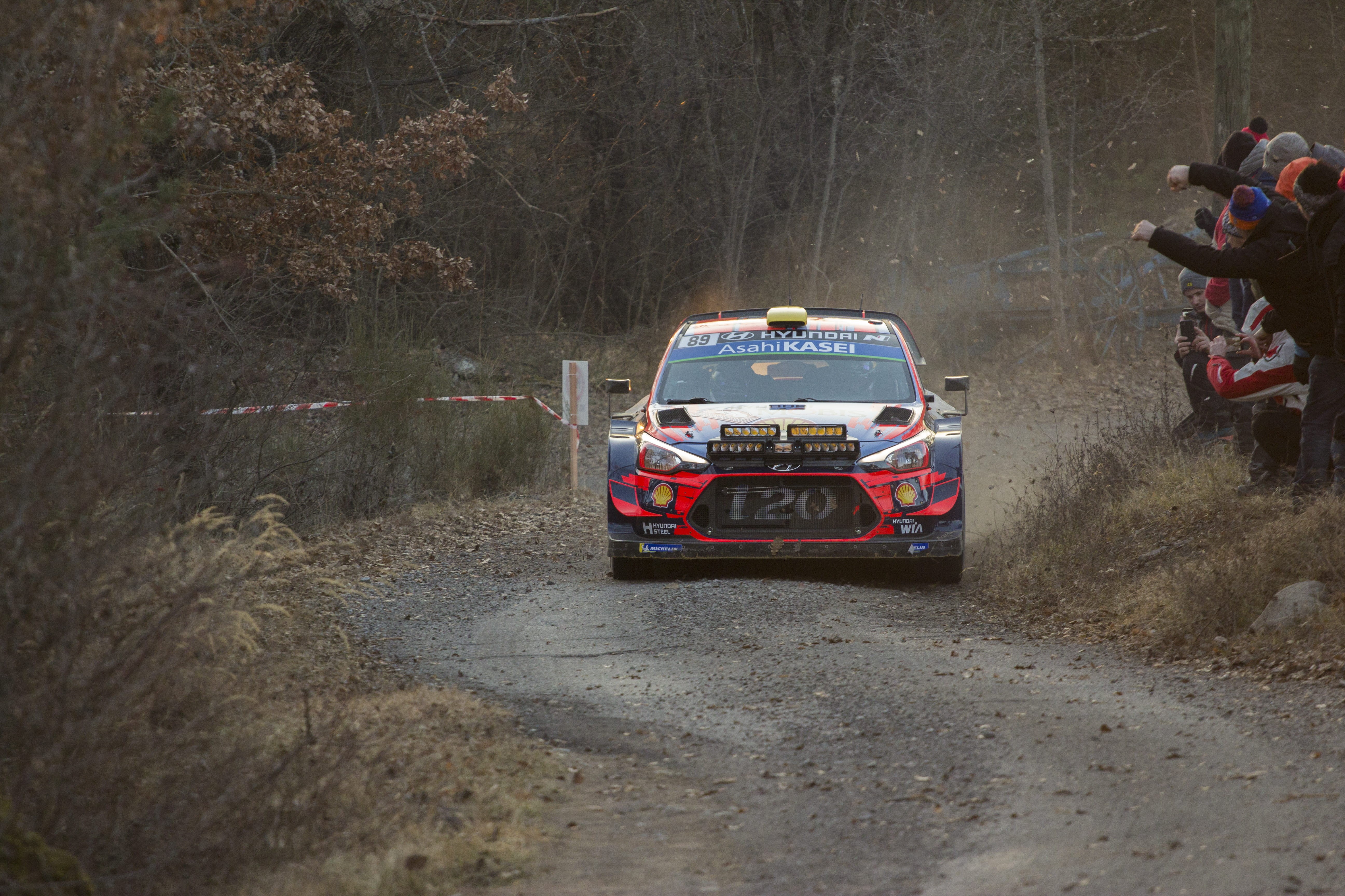 tree, occupation, car, race, land, dirt road, real people, leisure activity, outdoors, motion, beside, rally, person, mode of transportation, offroad, plant, HD Wallpaper