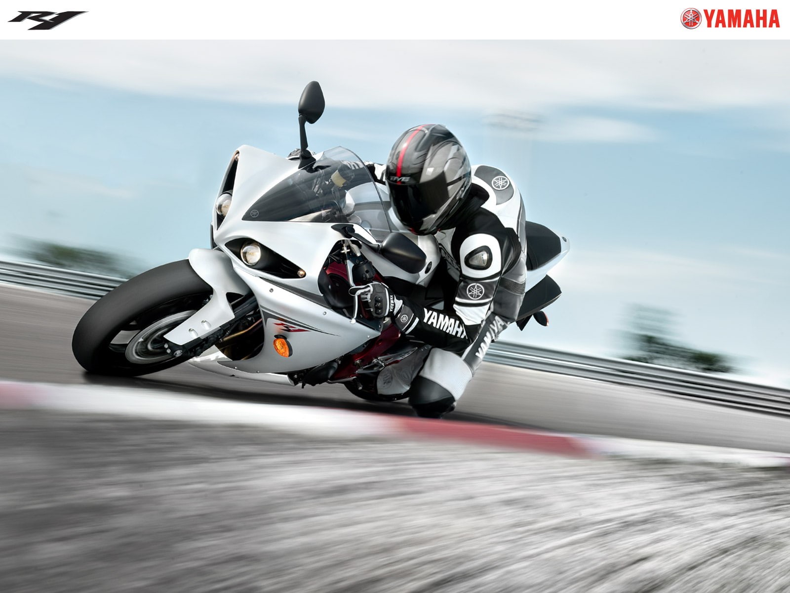 r, r1, bikes and motorcycles, hd, yzf, motorcycles, 2009, 720P, yamaha, bikes, HD Wallpaper