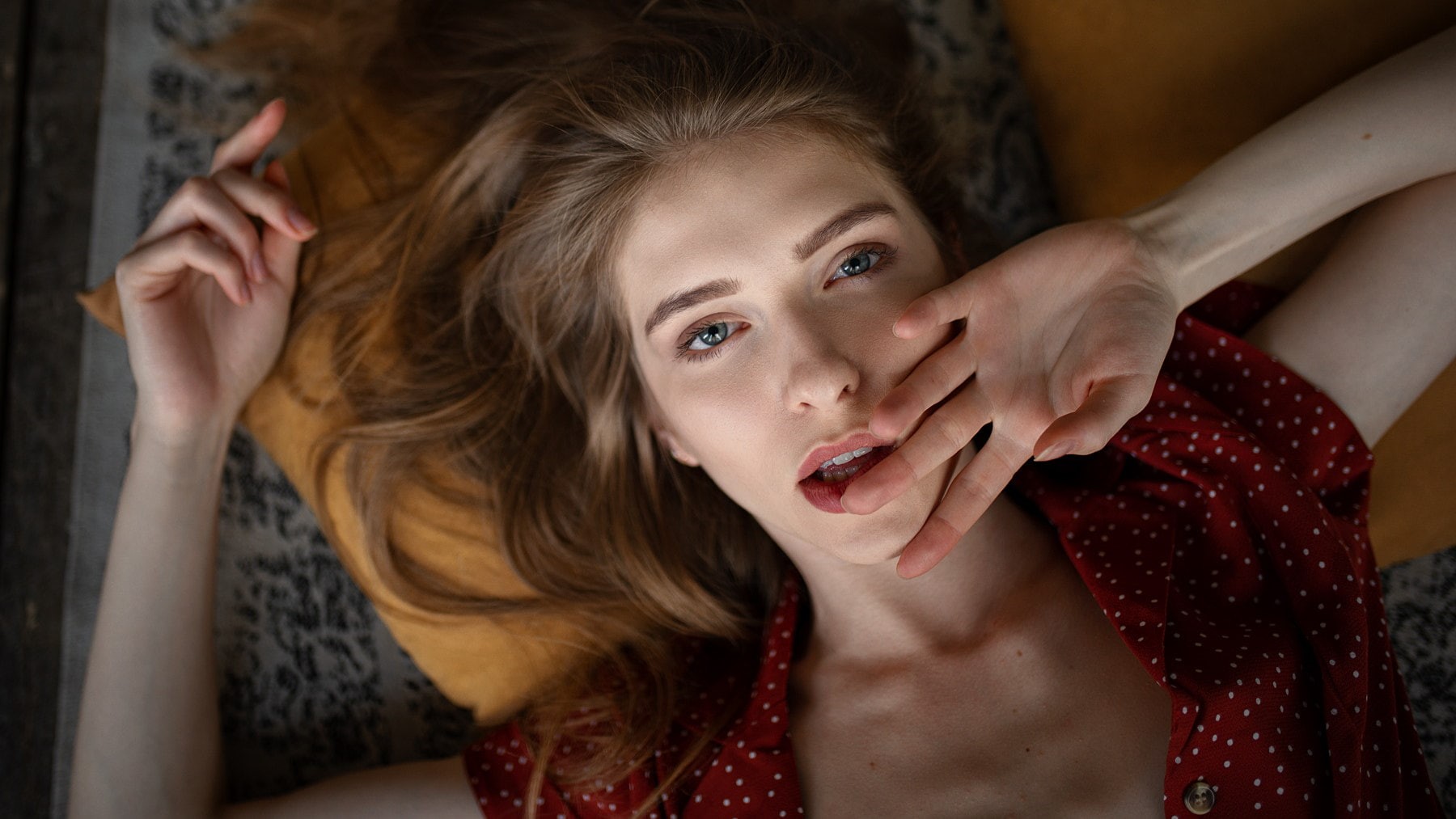 human arm, hand, women, indoors, mouth open, arms raised, shock, looking at camera, finger on lips, emotion, beautiful woman, body part, hair, teenager, HD Wallpaper