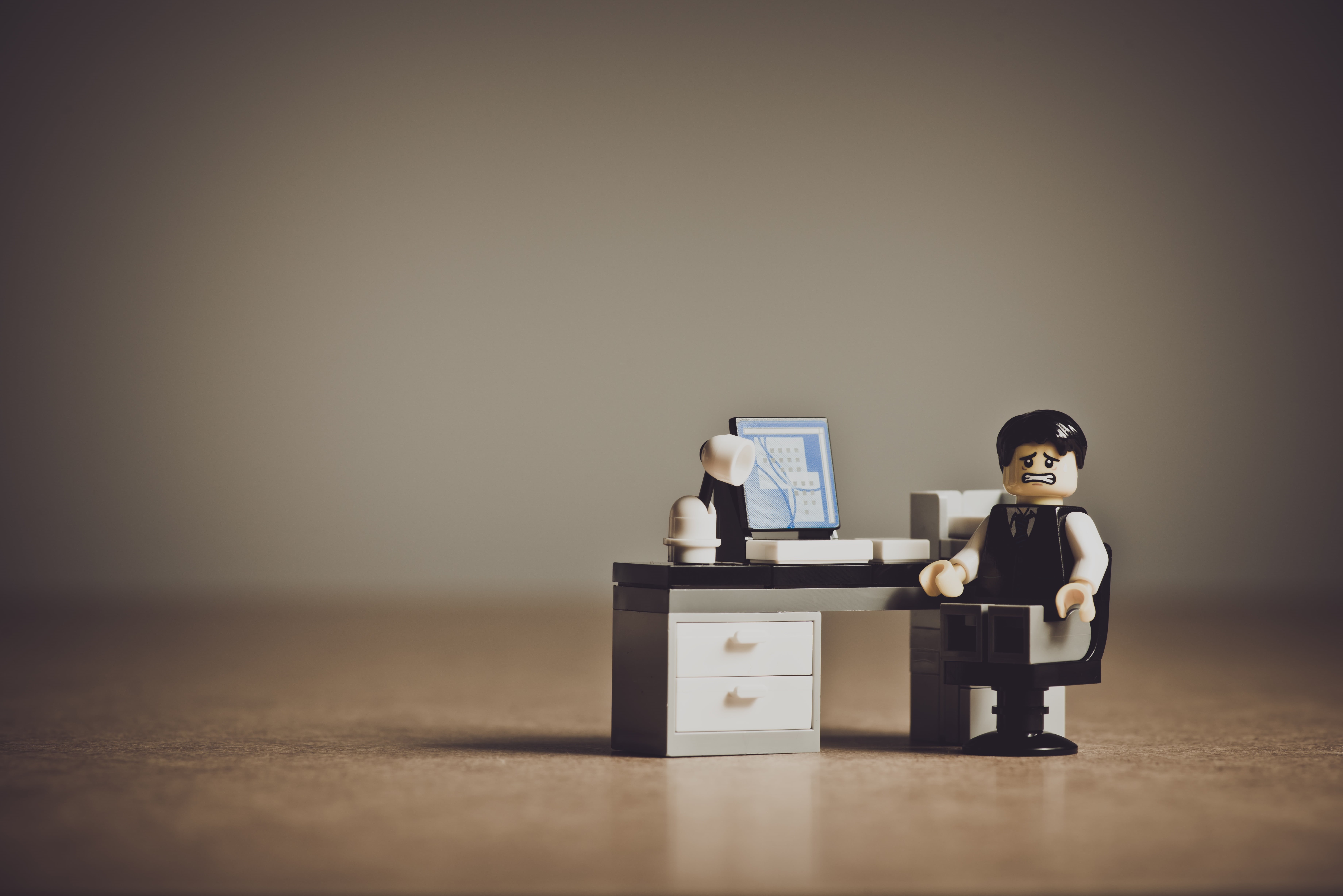 studio shot, table, human representation, desperate, computer, office, working, indoors, chair, employer, work, lego, man, disappointment, men, pc, well-dressed, HD Wallpaper