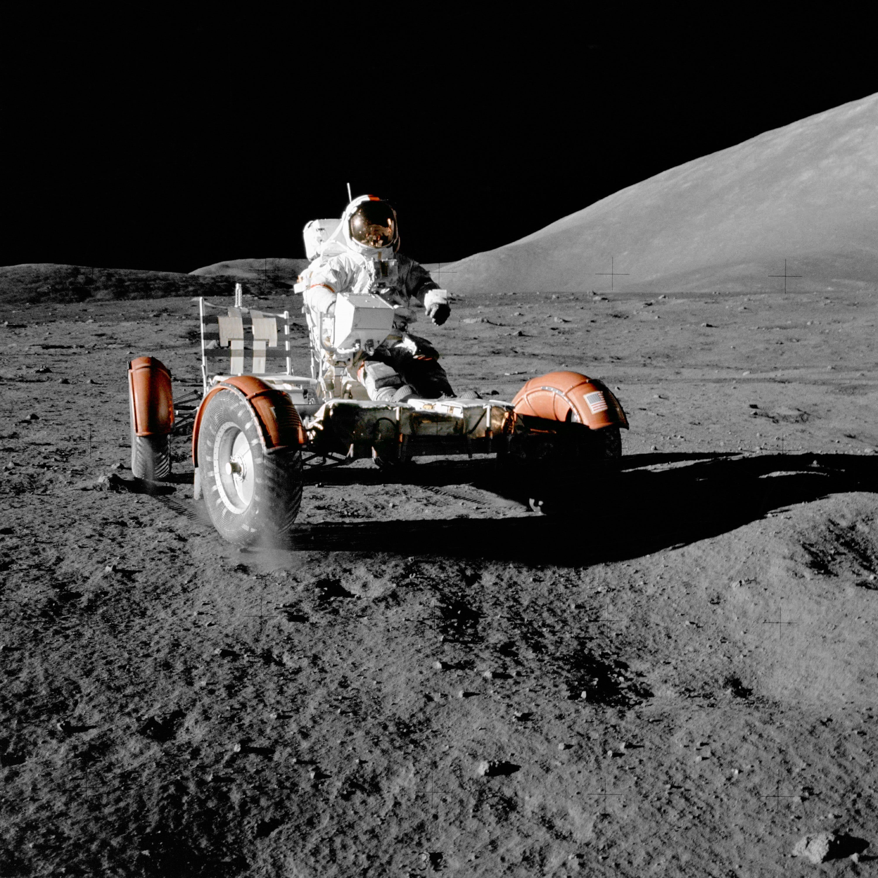 motion, motor, scooter, mode of transportation, occupation, night, road, Apollo, security, white, one person, helmet, industry, 2K, astronaut, unrecognizable person, Phone HD Wallpaper