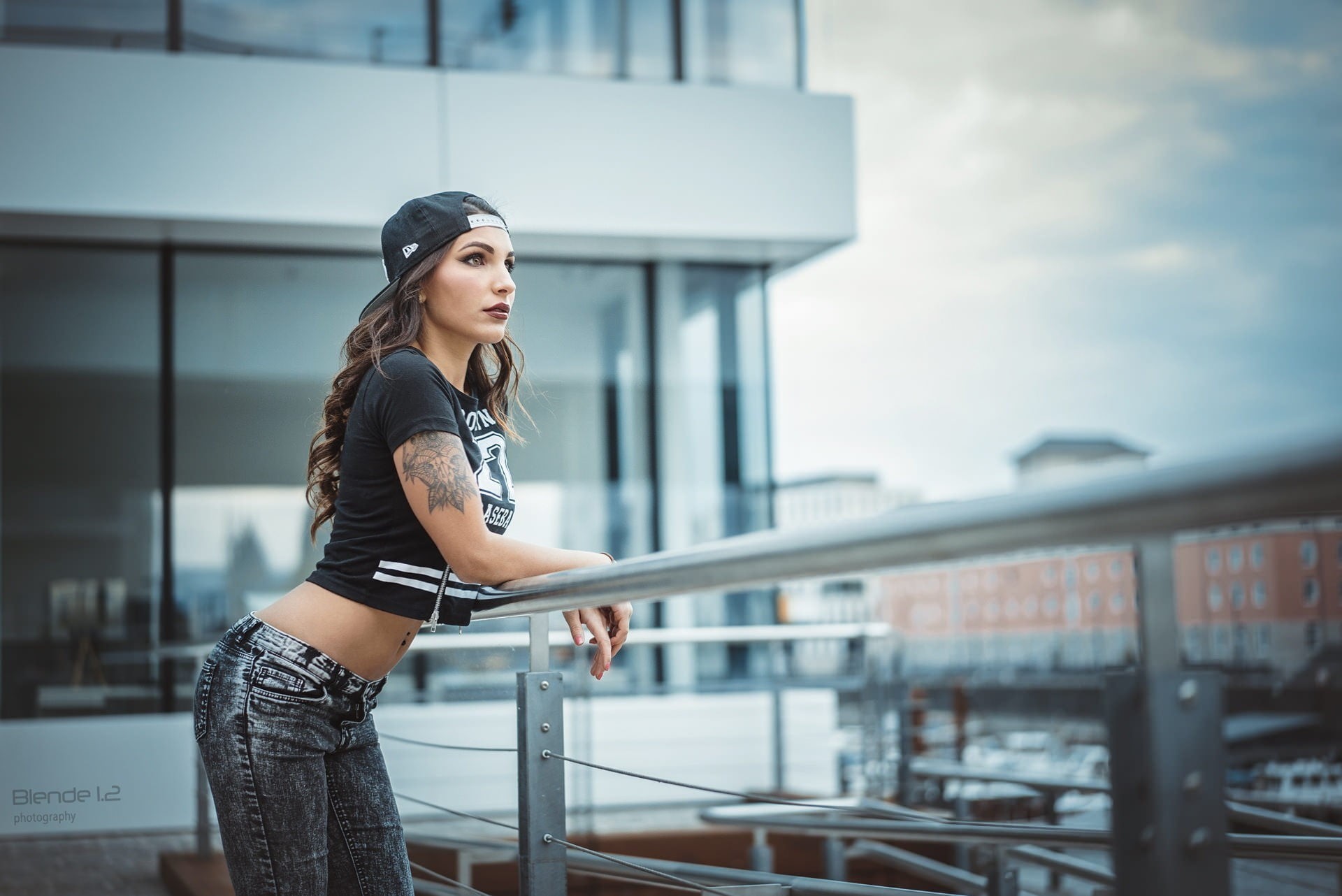 adult, contemplation, young women, built structure, railing, casual clothing, beautiful woman, tattoo, looking away, city, architecture, outdoors, standing, HD Wallpaper