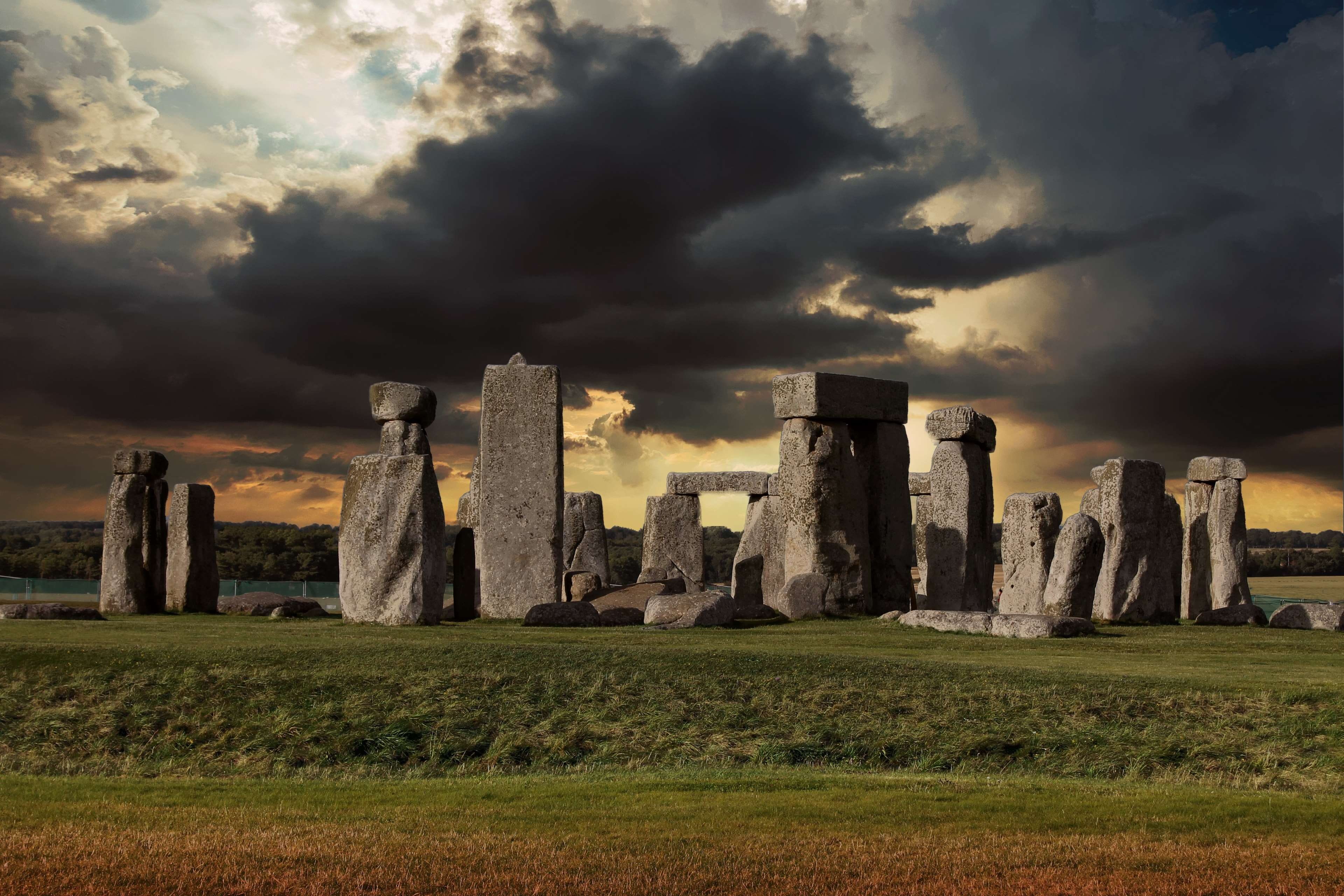scenics - nature, ancient civilization, neolithic, architectural column, no people, stonehenge, the past, ancient history, nature, ruined, environment, HD Wallpaper