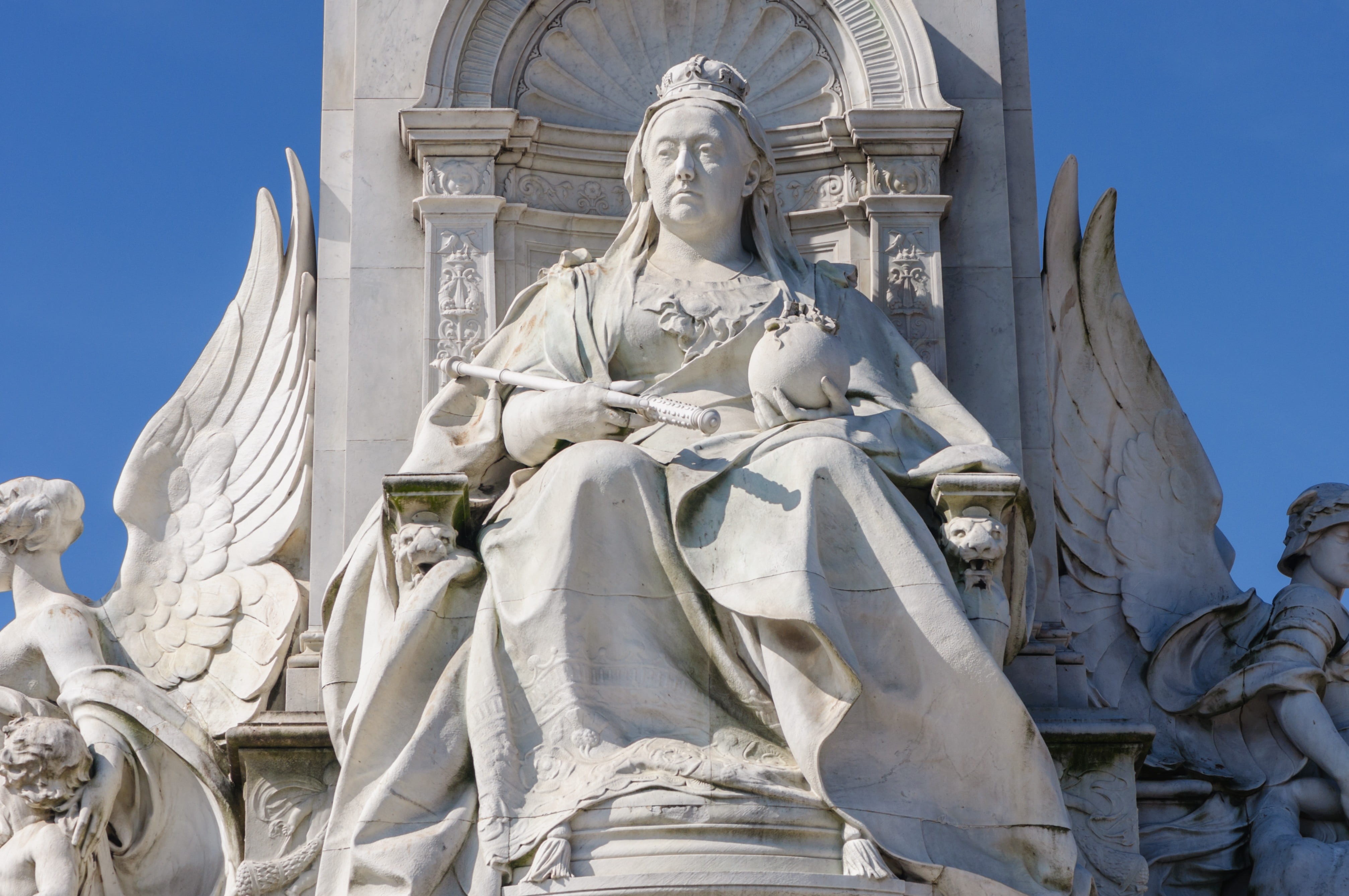 tourism, kingdom, statue, travel, british, attraction, building, summer, art and craft, london, sculpture, victoria, representation, history, travel destinations, HD Wallpaper