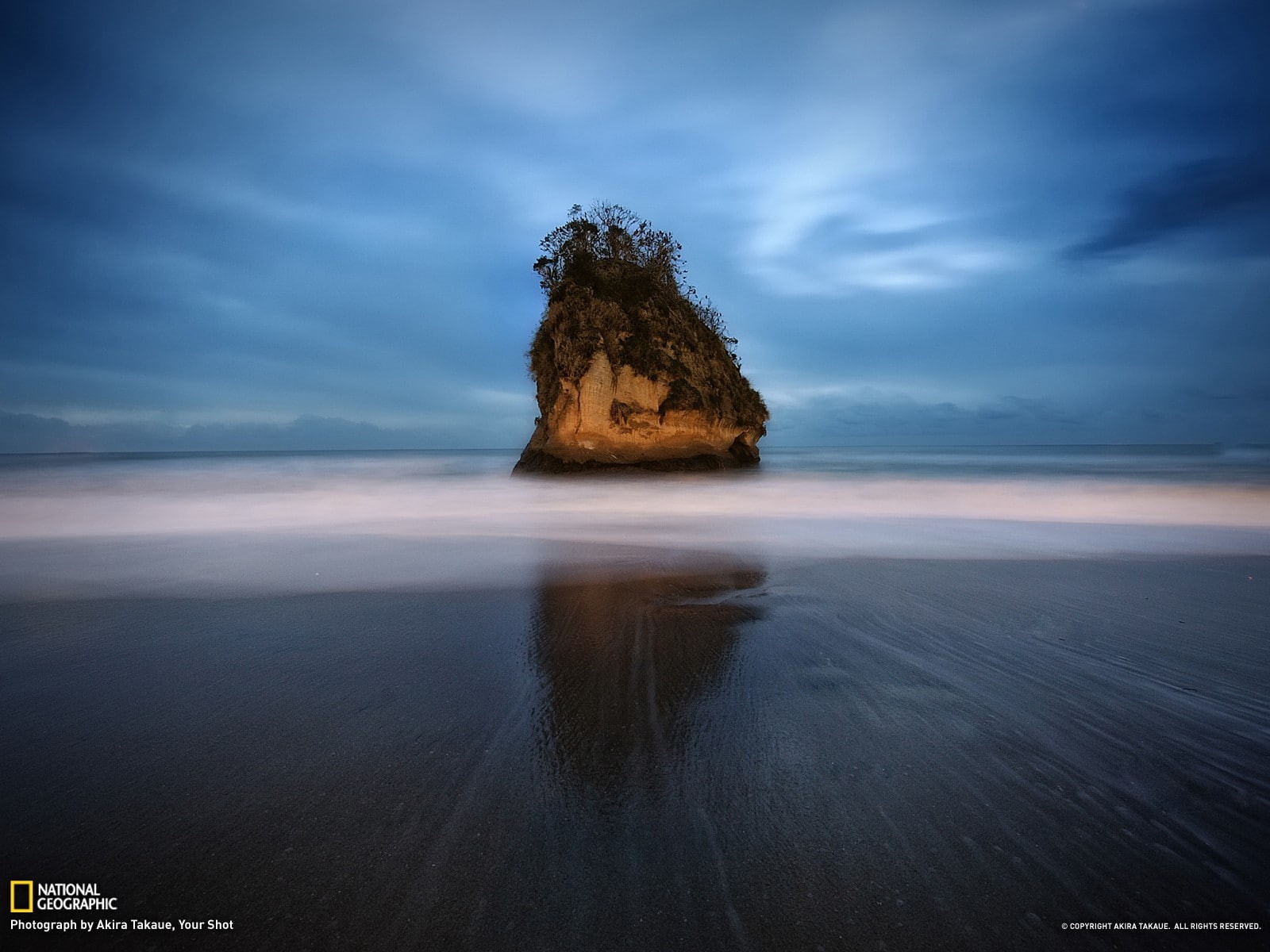 ocean, shore, 720P, stone, monolith, beach, hd, brown, nature, rock, HD Wallpaper