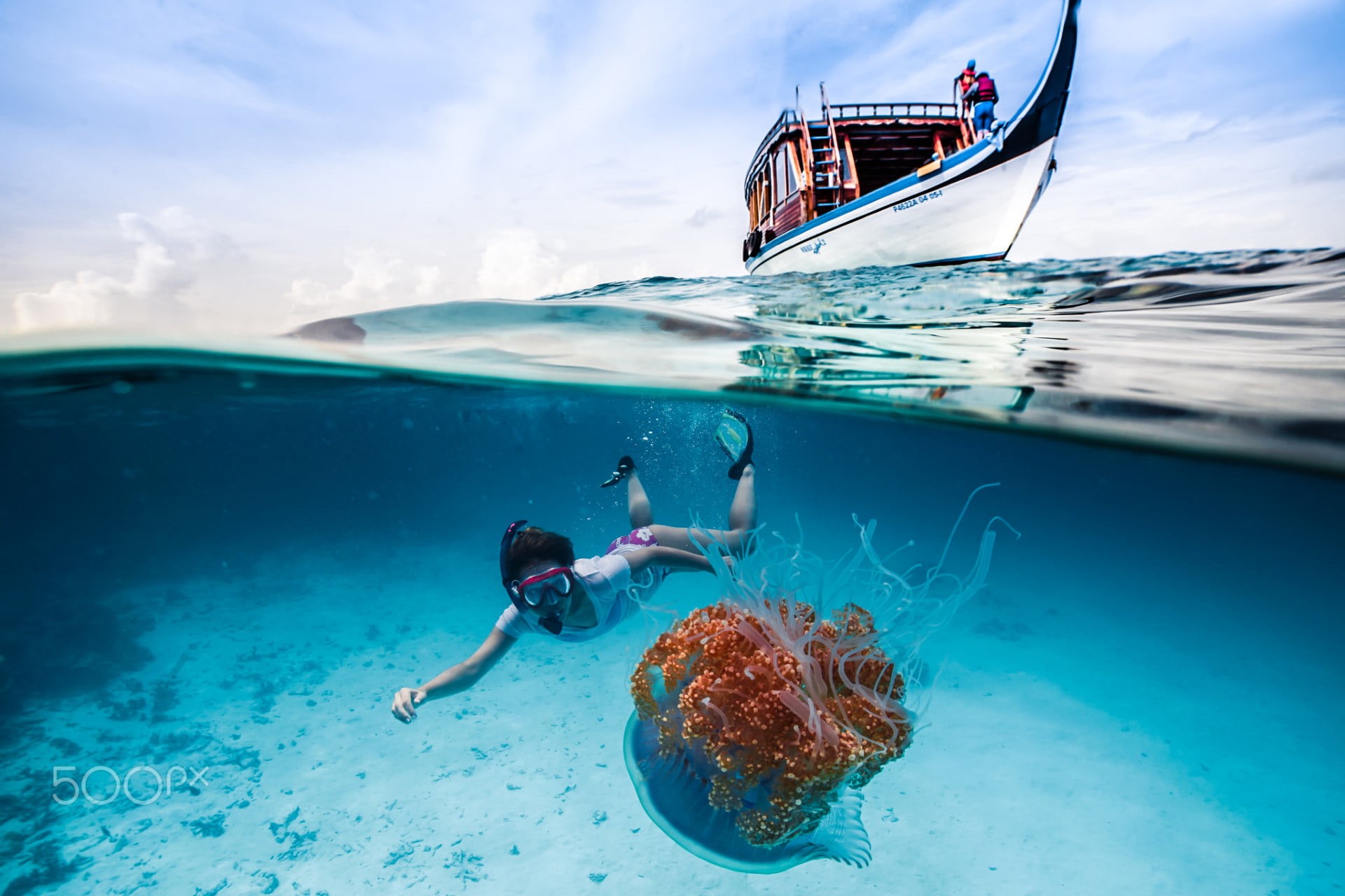 outdoors, underwater, leisure activity, vacations, sport, beauty in nature, aquatic sport, 1080P, water, men, sea, boat, undersea, swimming, one person, HD Wallpaper