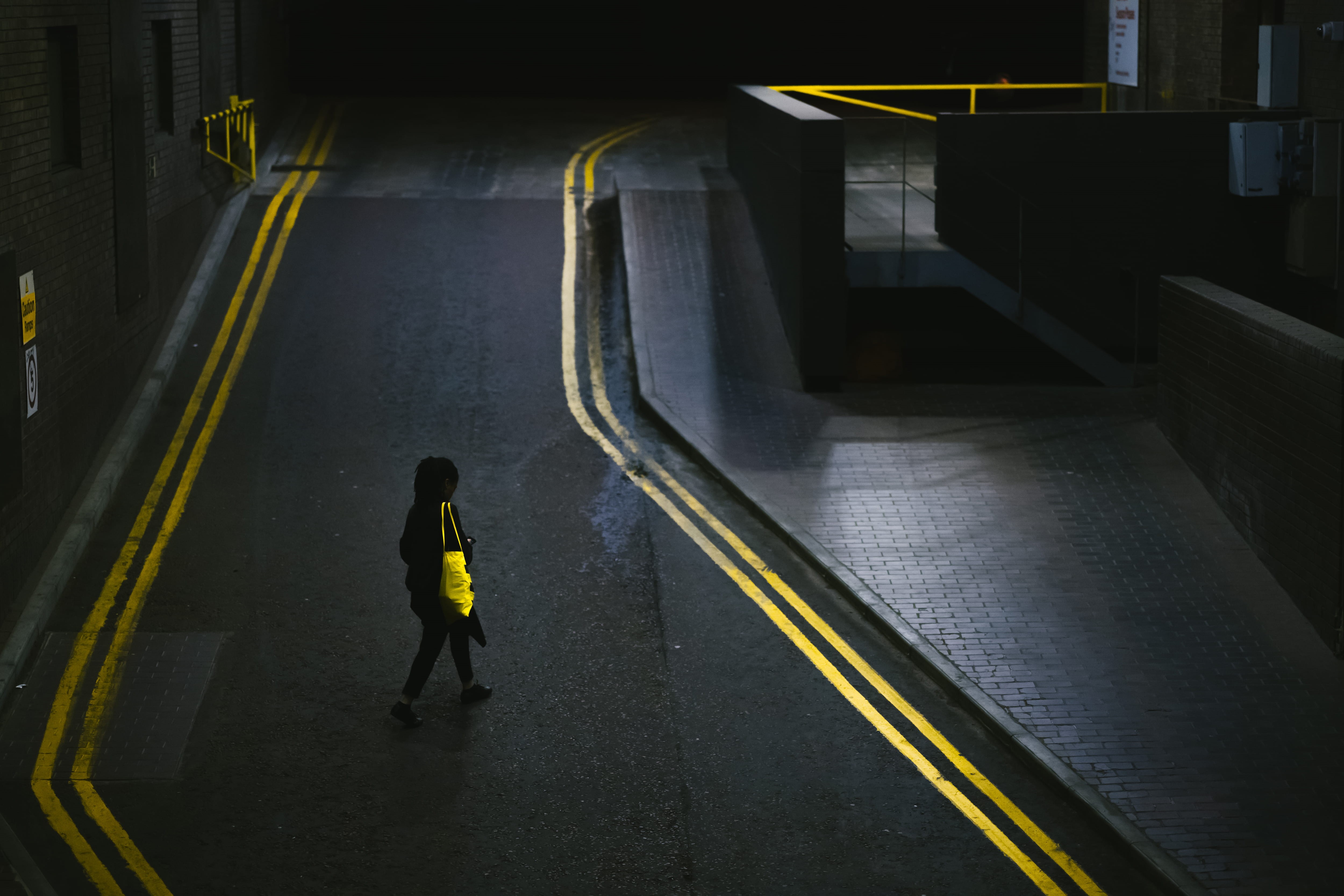 time, man, rear view, real people, colour, towards, marking, symmetrical, walking, person, geometry, yellow bag, london, architecture, nighttime, lifestyles, HD Wallpaper