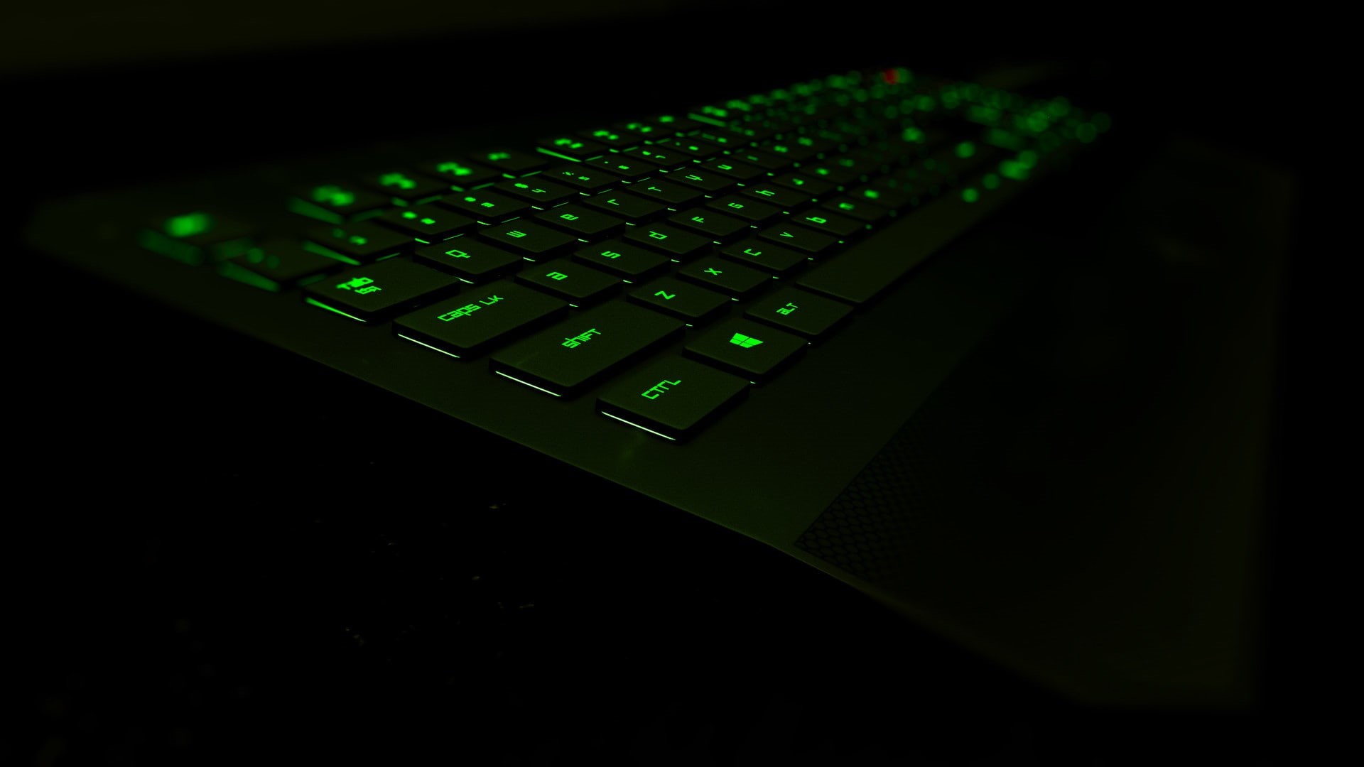electrical equipment, table, Razer, computer, keypad, close-up, communication, black color, keyboard, wireless technology, computer part, computer equipment, HD Wallpaper