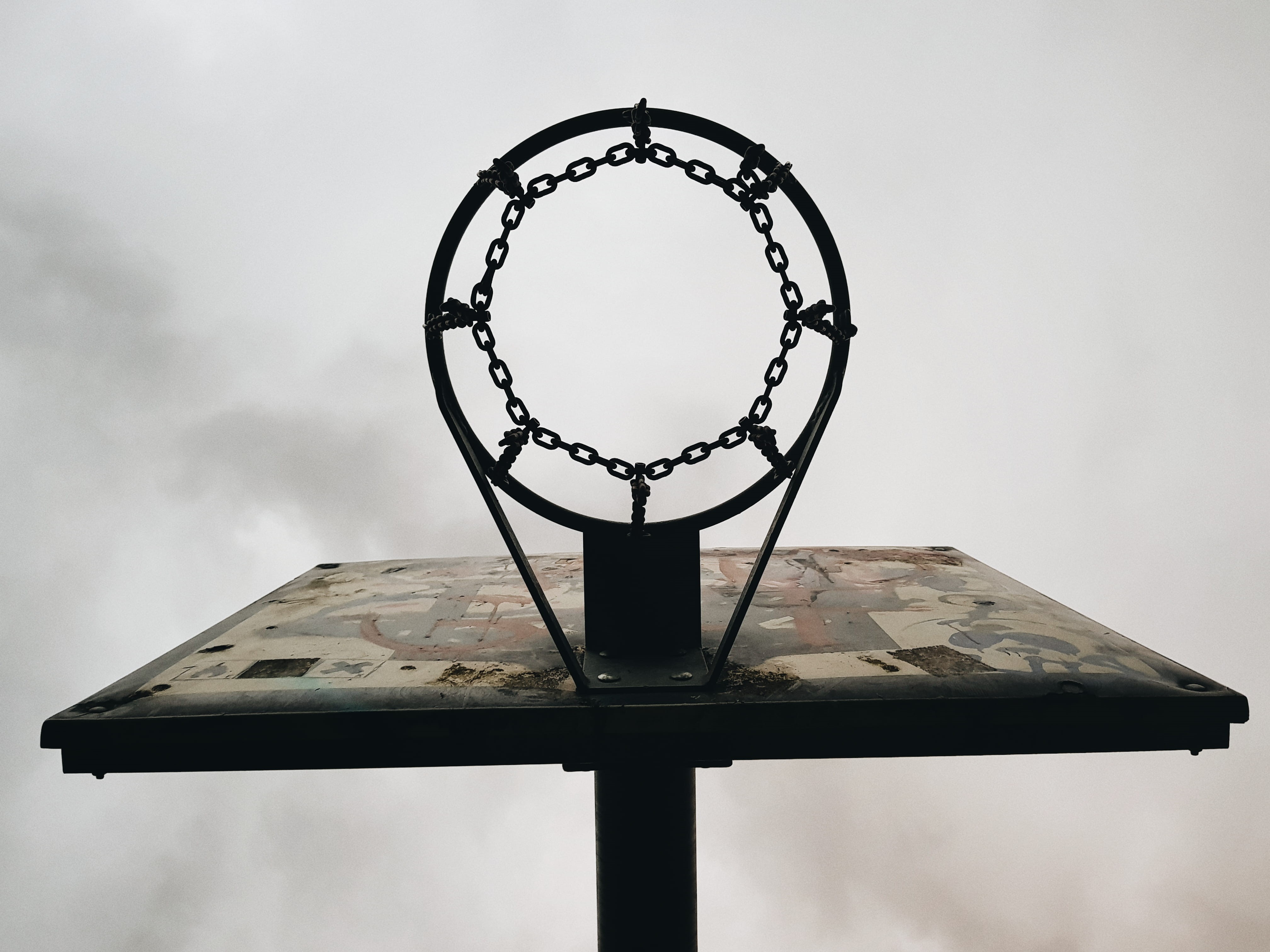 hoop, architecture, net - sports equipment, metal, urban, 4K, sky, no people, directly below, basketball - sport, basketball hoop, geometric shape, low angle view, HD Wallpaper