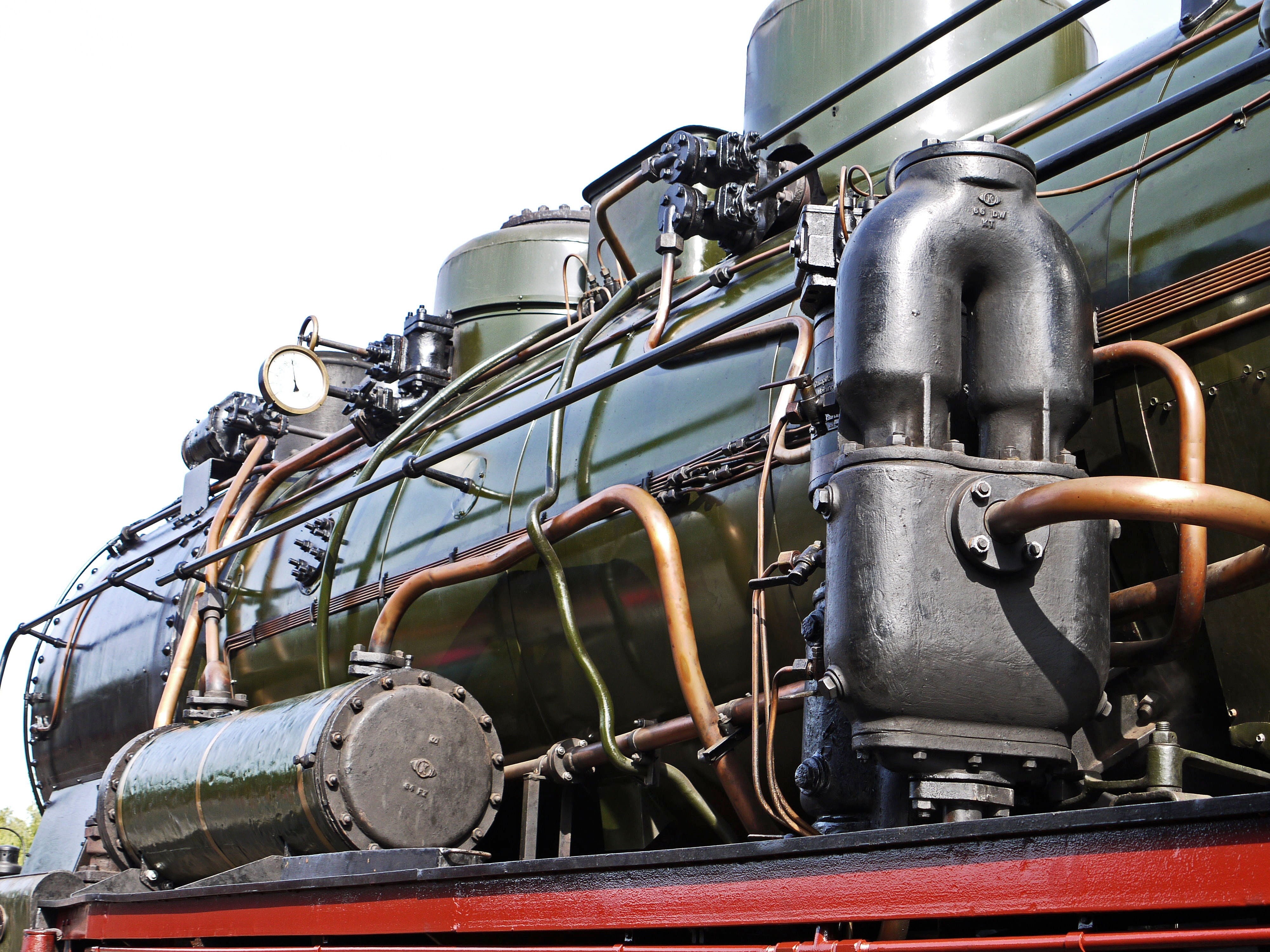 water pump, bw heilbronn, outdoors, steam dome, sky, retro styled, br 38, industry, railway museum, metal, sand pit, tradition, factory, lines, no people, HD Wallpaper