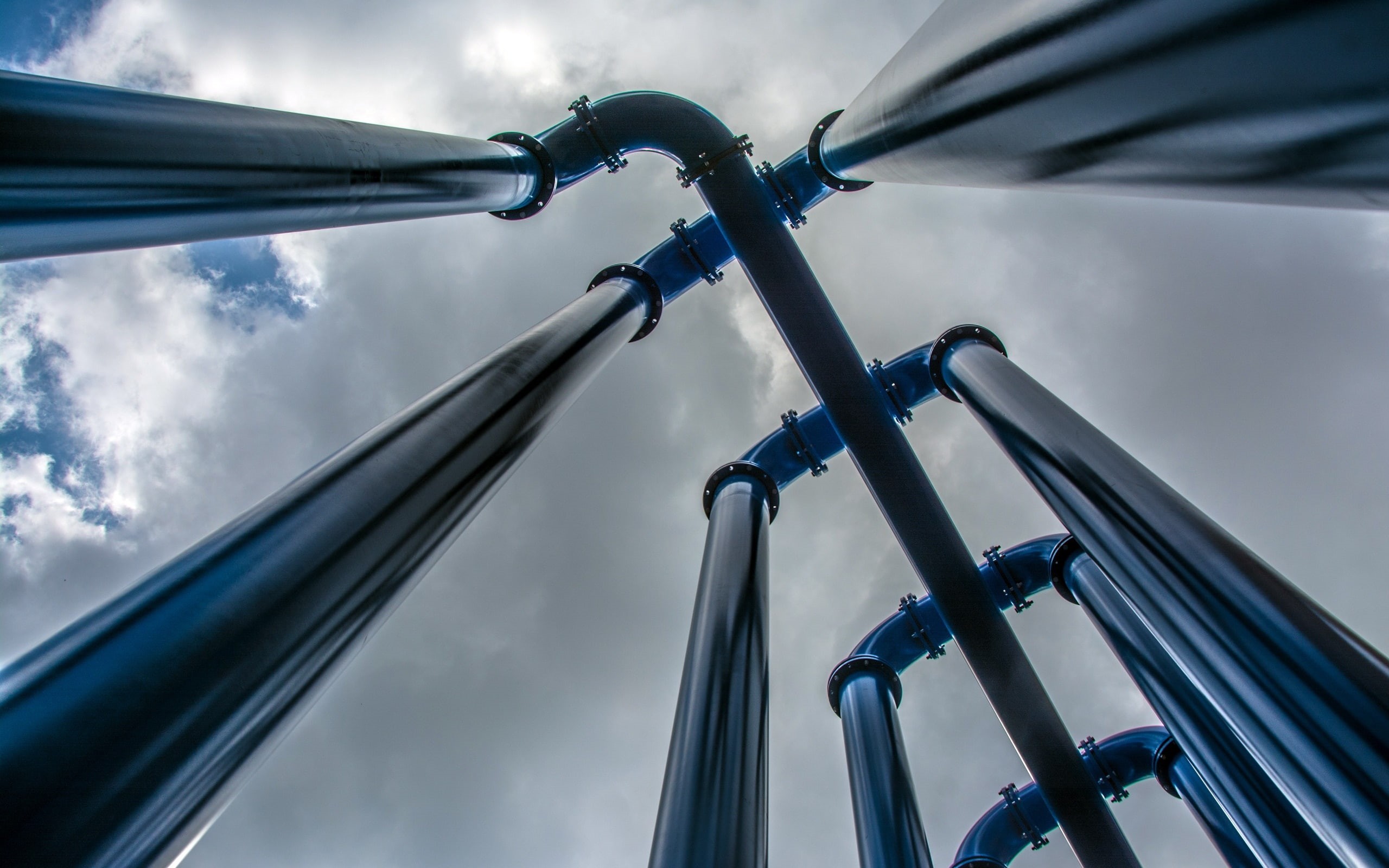 wheel, blue, 2K, architecture, low angle view, pipes, transportation, Tubes, no people, cloud - sky, day, built structure, land vehicle, metal, bicycle, HD Wallpaper