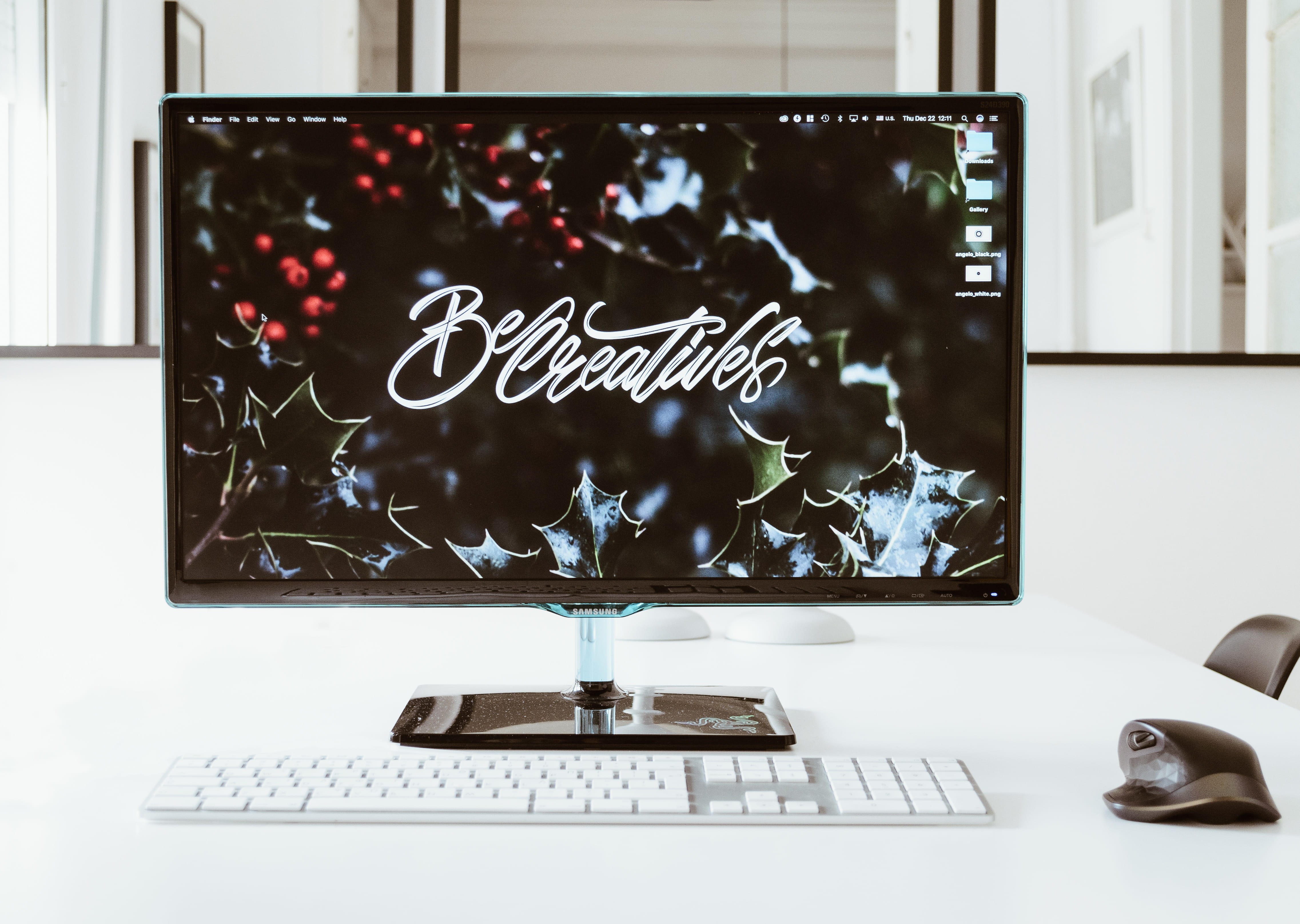 screen, connection, internet, black, text, computer Keyboard, communication, 4K, furniture, global communications, cordless, western script, indoors, wooden table, HD Wallpaper