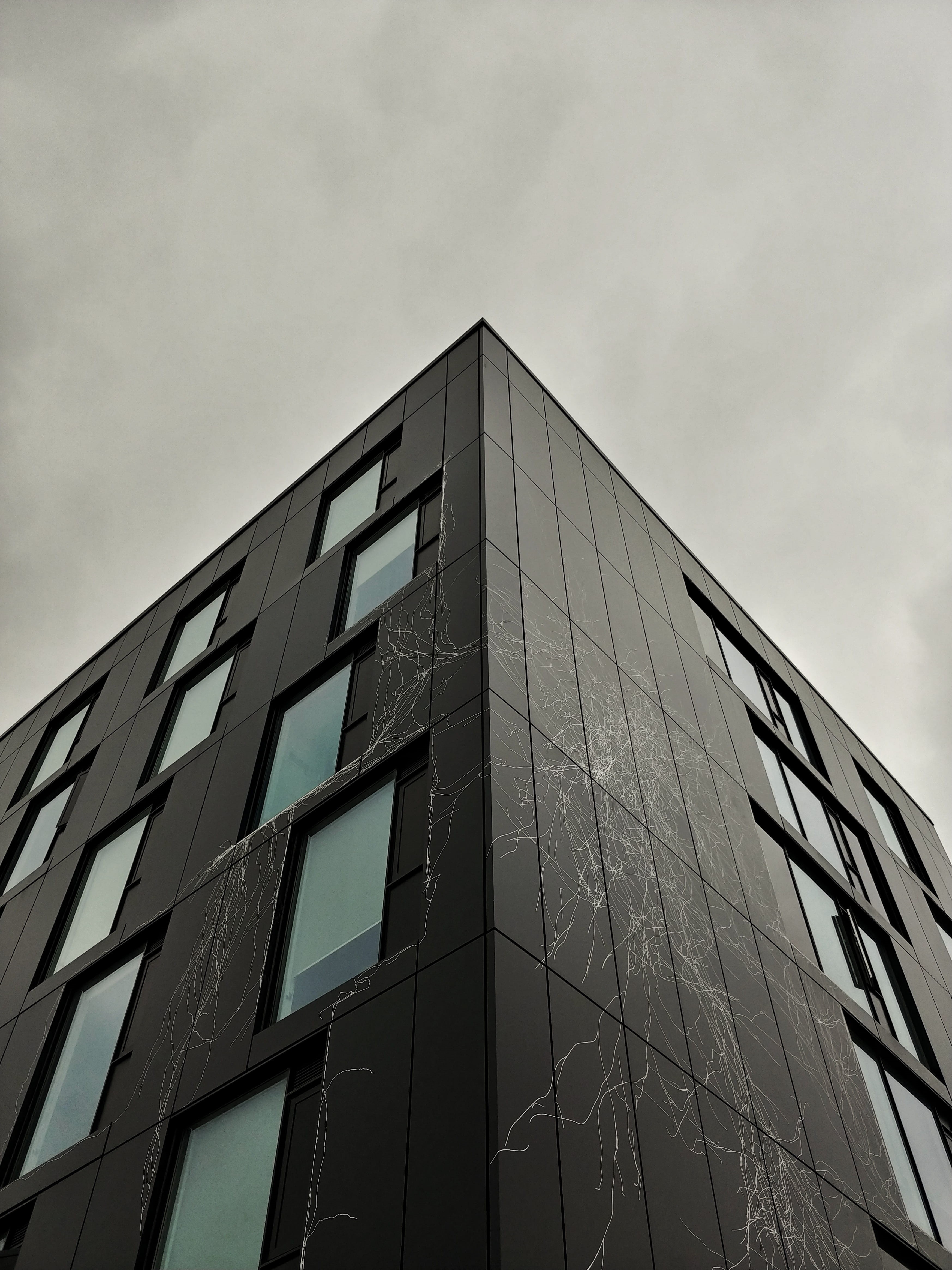 transportation, day, cloud - sky, outdoors, urban, building, 95 the pond rd, wall, toronto, apartment building, sky, window, canada, glass - material, built structure, Phone HD Wallpaper