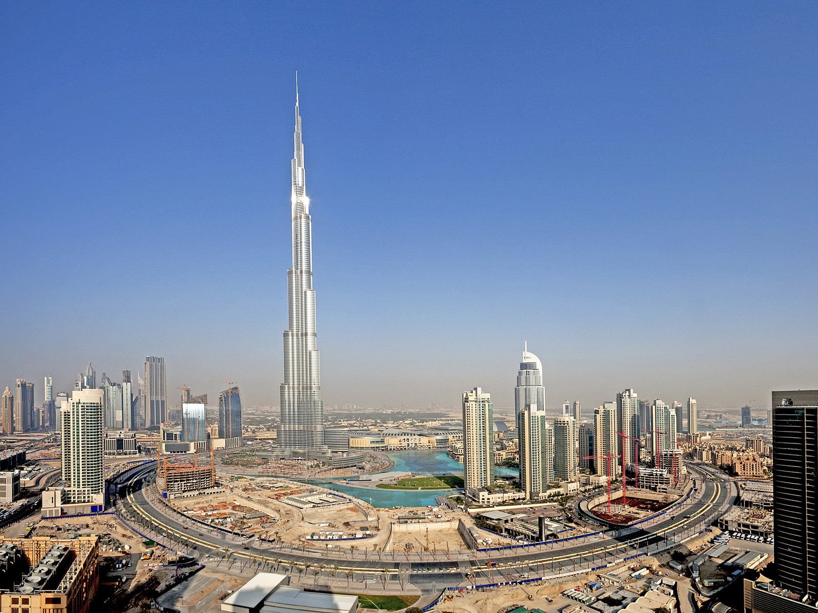 middle East, skyscrapers, travel, Dubai, modern, panoramic, arabia, business, burj, shanghai, sky, cityscape, building Exterior, landscape, futuristic, HD Wallpaper
