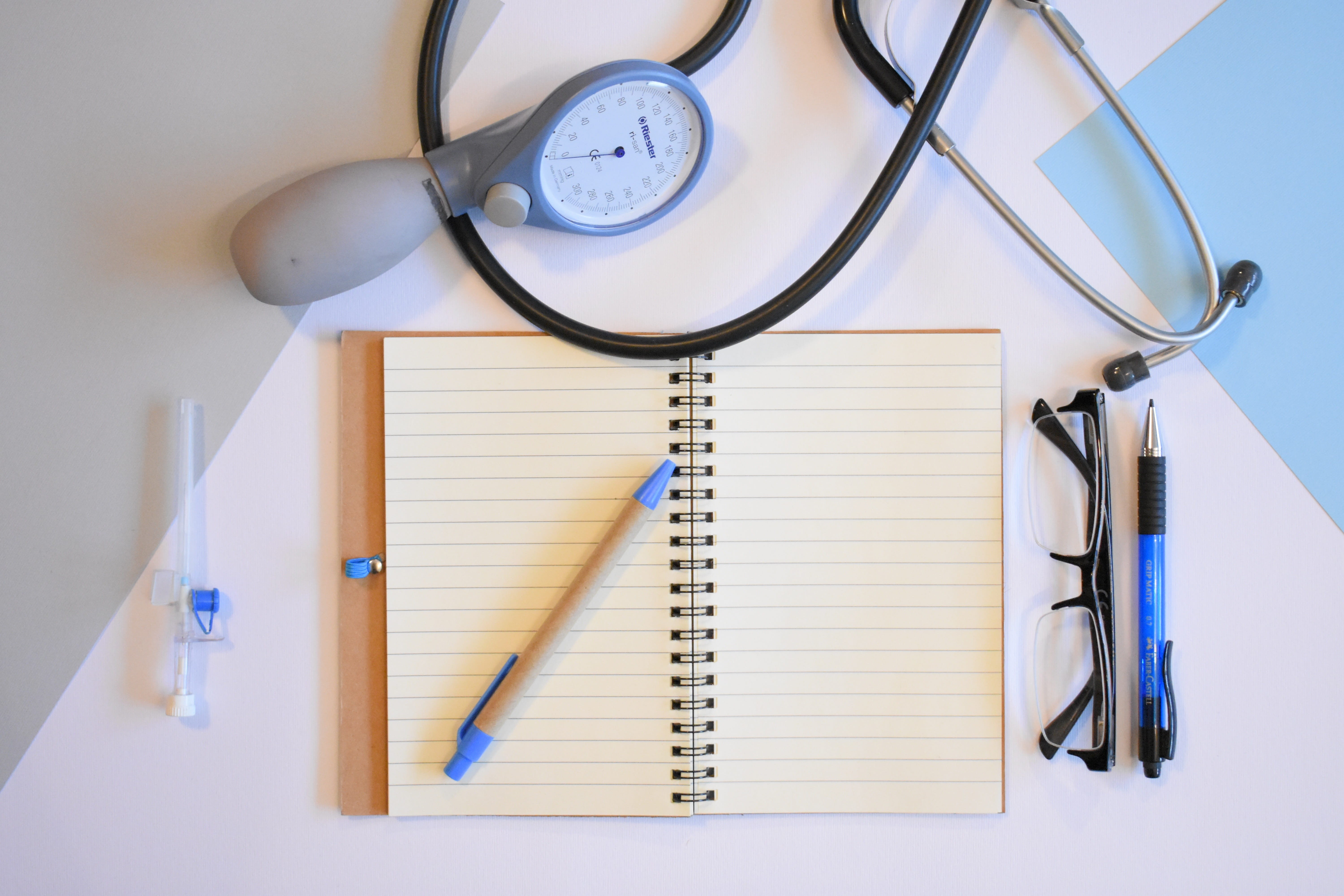 eyeglasses, health, paper, education, wood - material, page, glasses, medic, hypertension, notebook, stethoscope, directly above, clock, blood pressure, HD Wallpaper